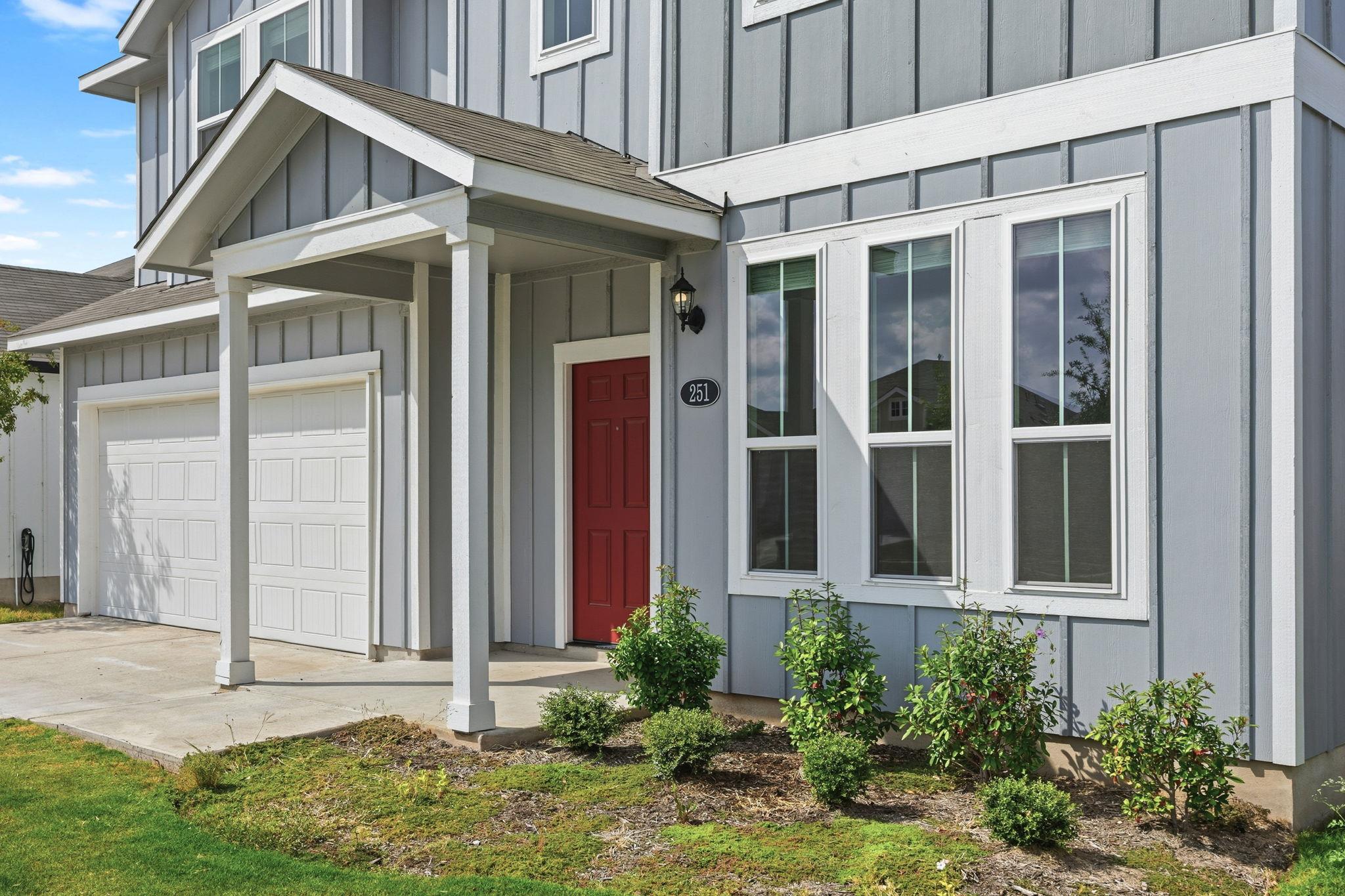 251 Chesterfield Dr, Kyle, TX 78640