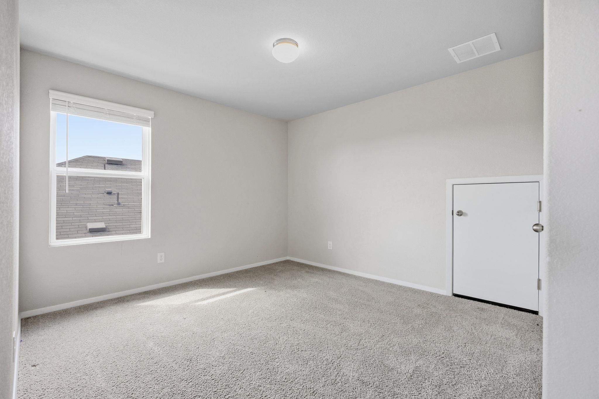 251 Chesterfield Dr, Kyle, TX 78640