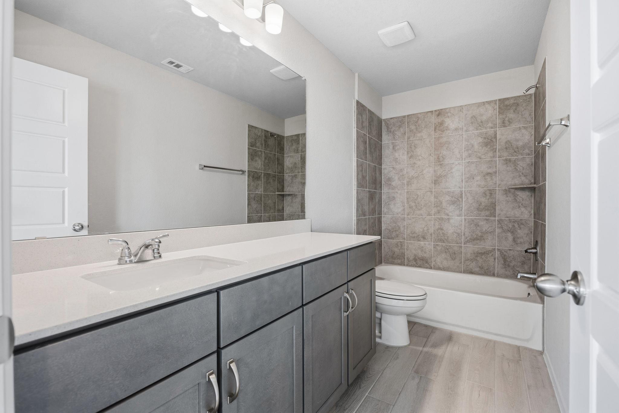 251 Chesterfield Dr, Kyle, TX 78640