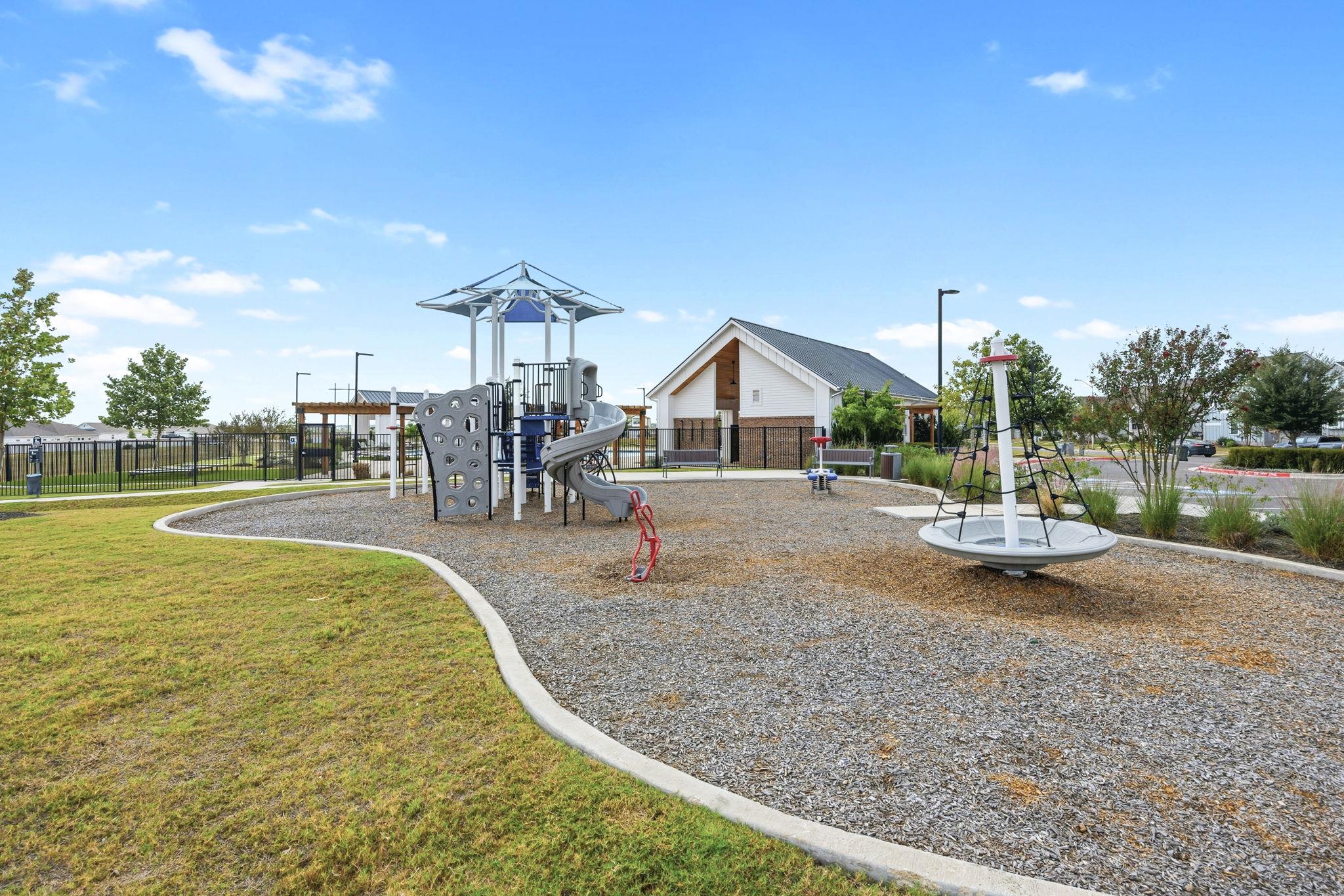 251 Chesterfield Dr, Kyle, TX 78640