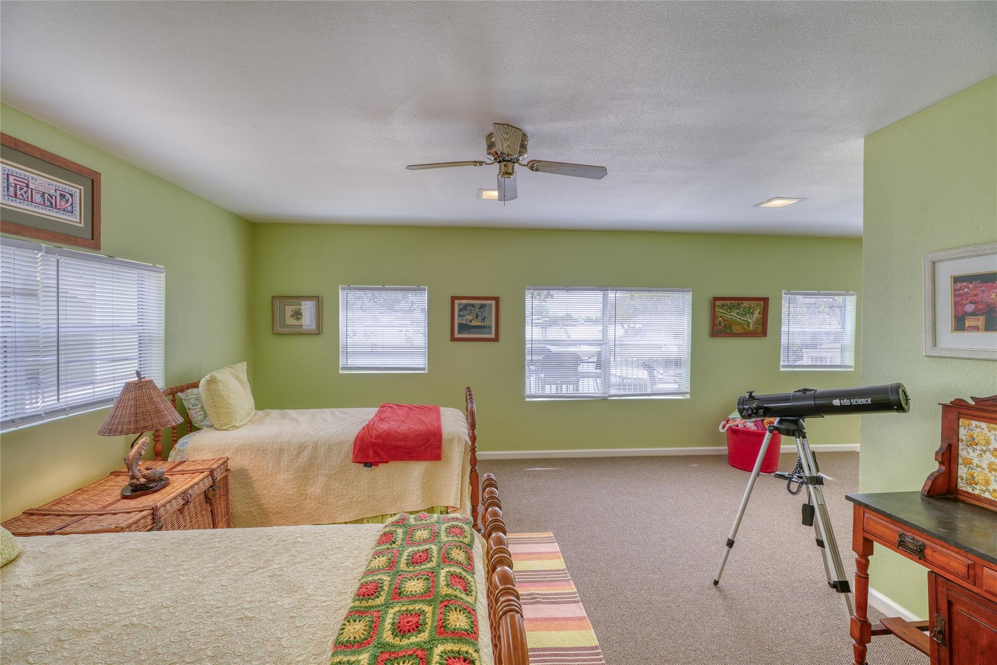 1833 Highland Dr, Marble Falls, TX 78654