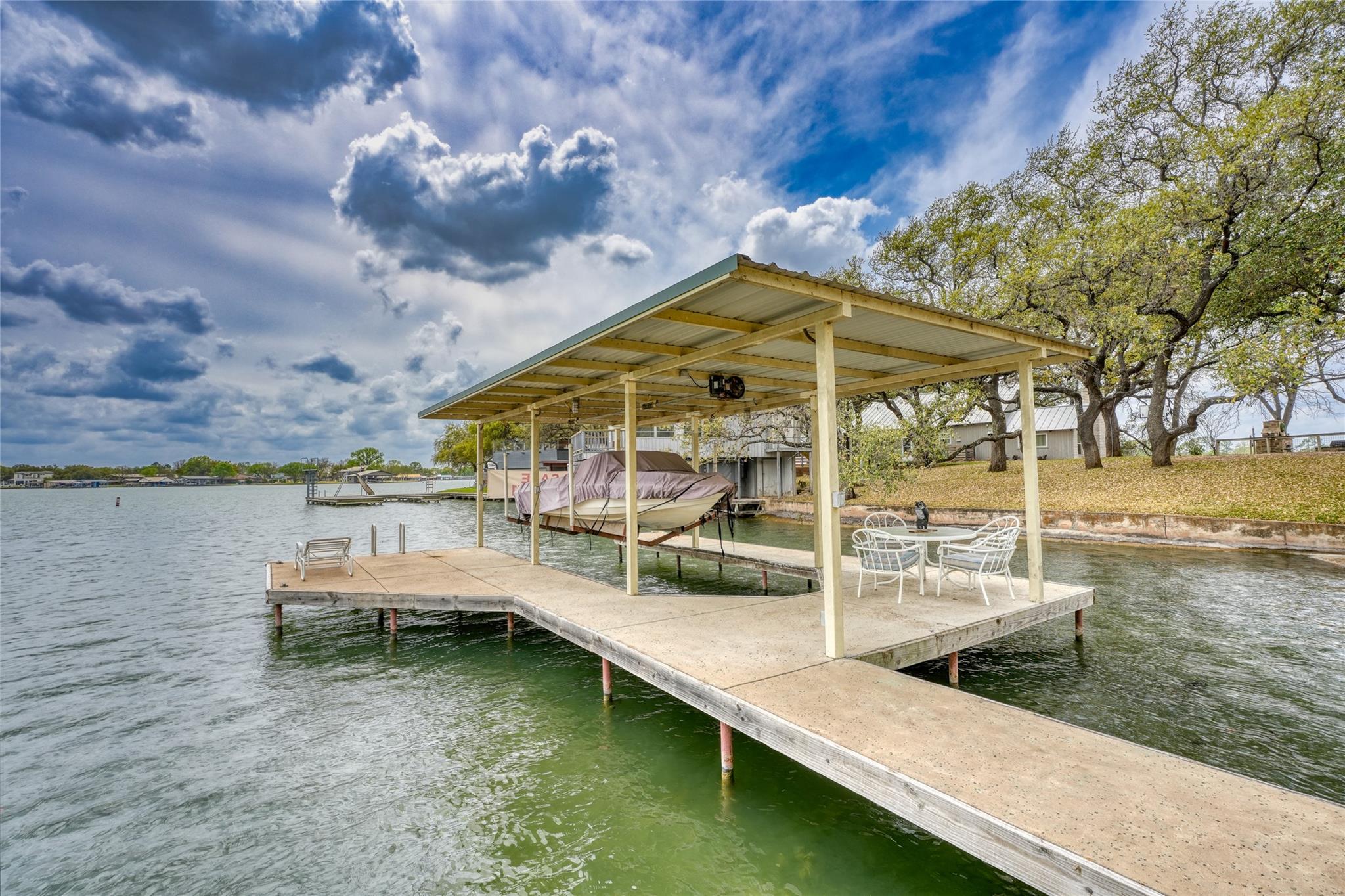 1833 Highland Dr, Marble Falls, TX 78654