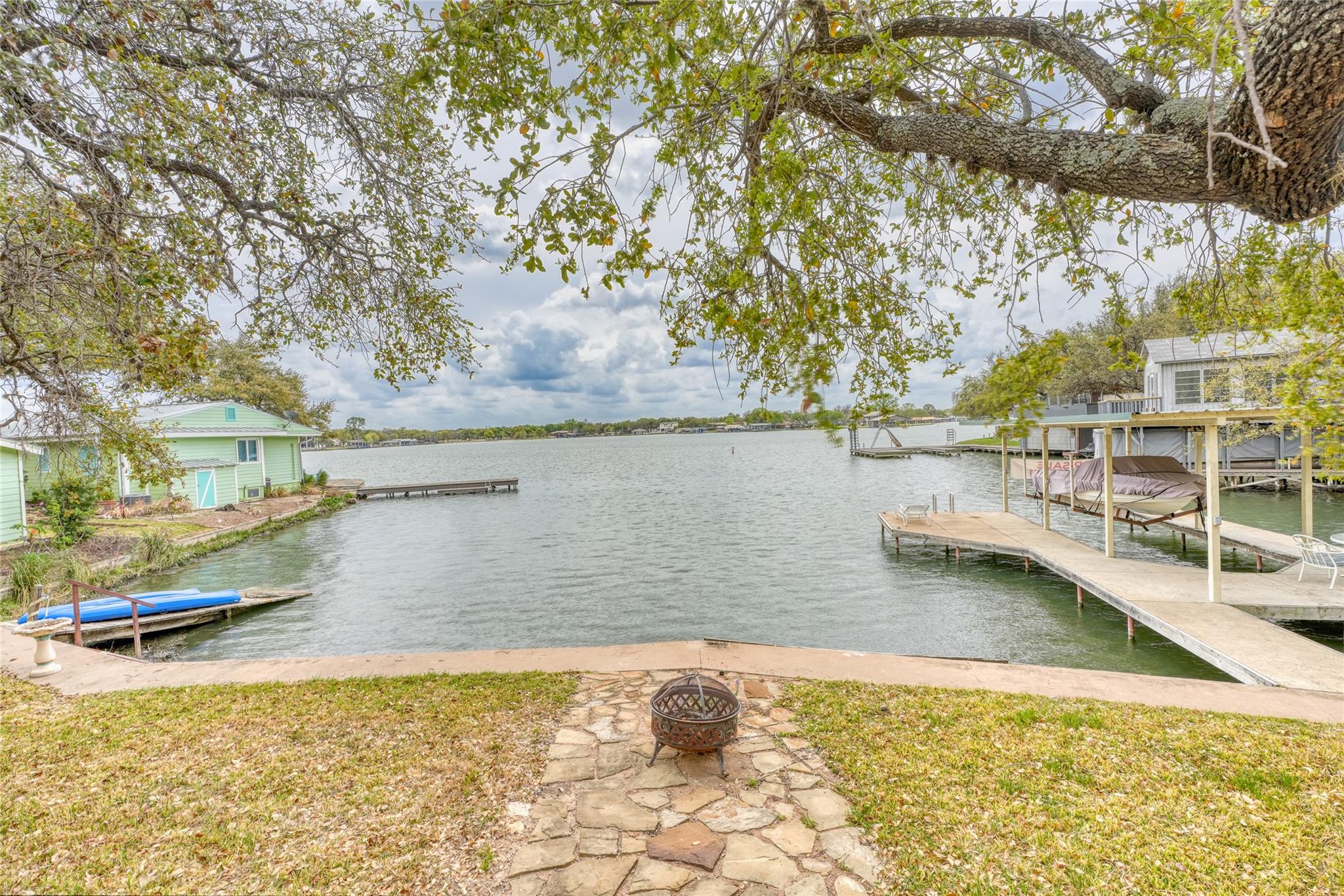 1833 Highland Dr, Marble Falls, TX 78654