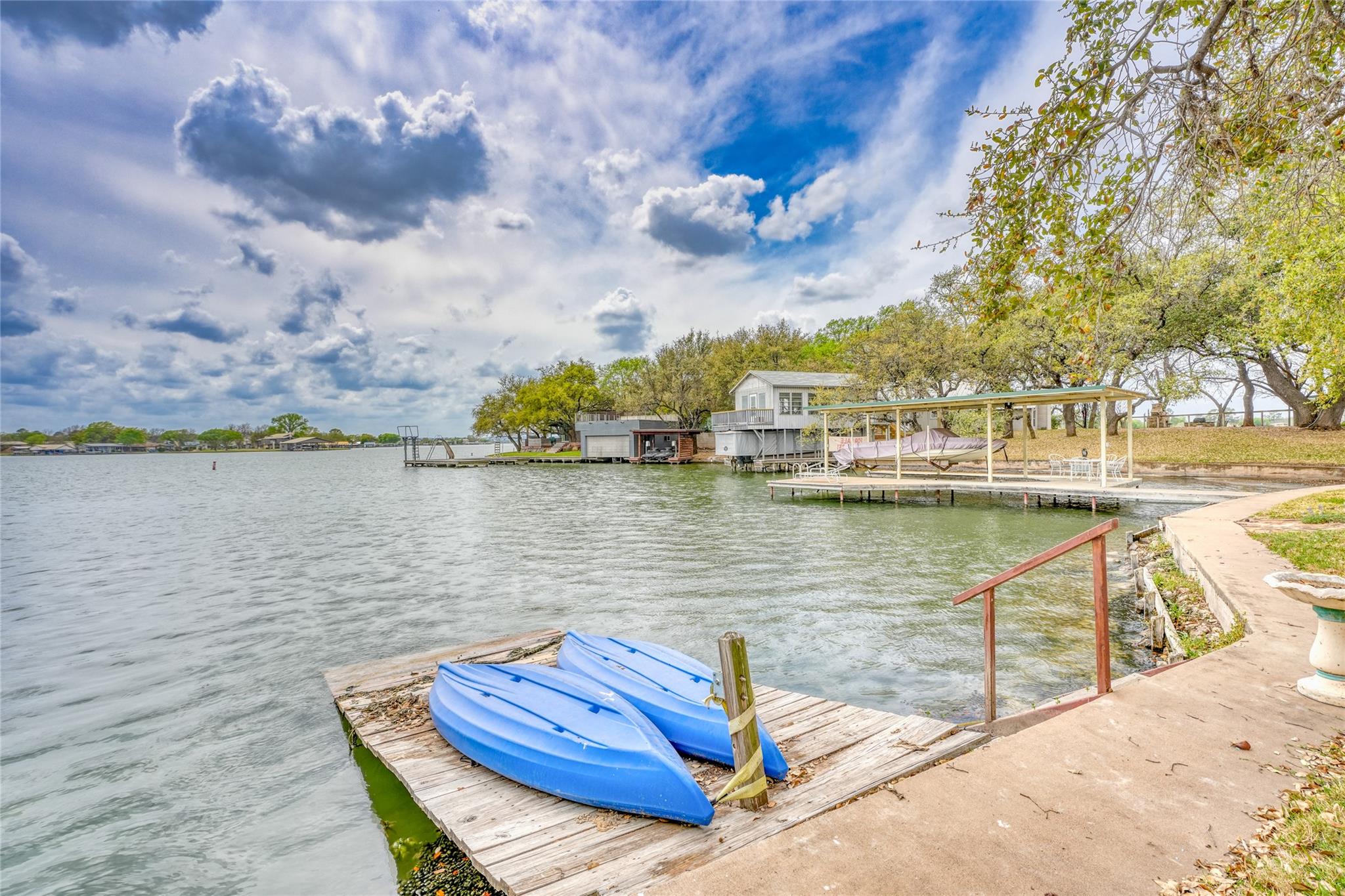 1833 Highland Dr, Marble Falls, TX 78654