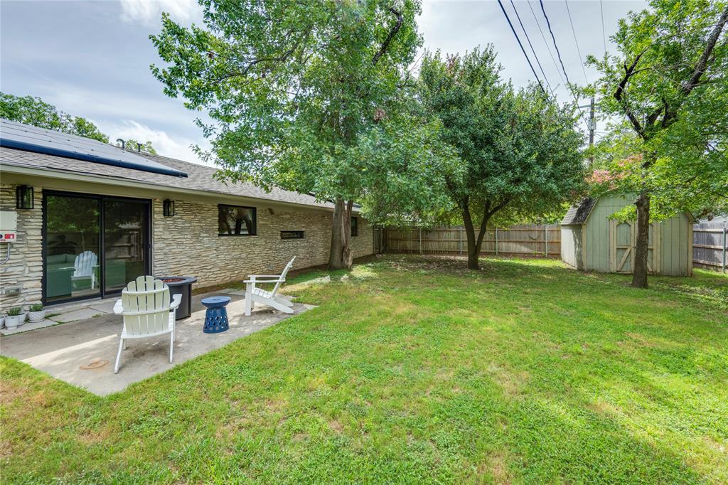 2111 Teakwood Dr, Austin, TX 78757