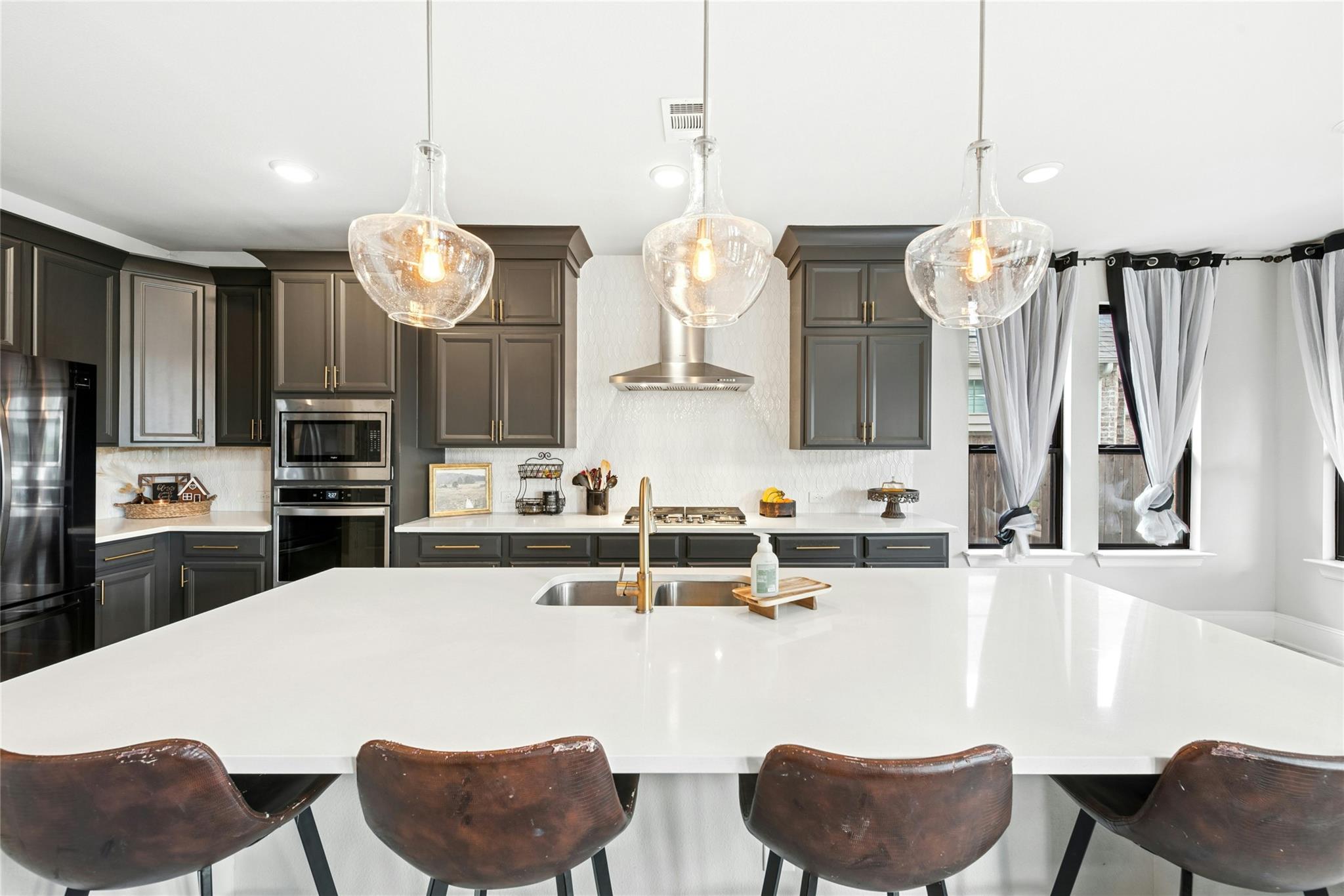 229 Rieti Pkwy, Liberty Hill, TX 78642