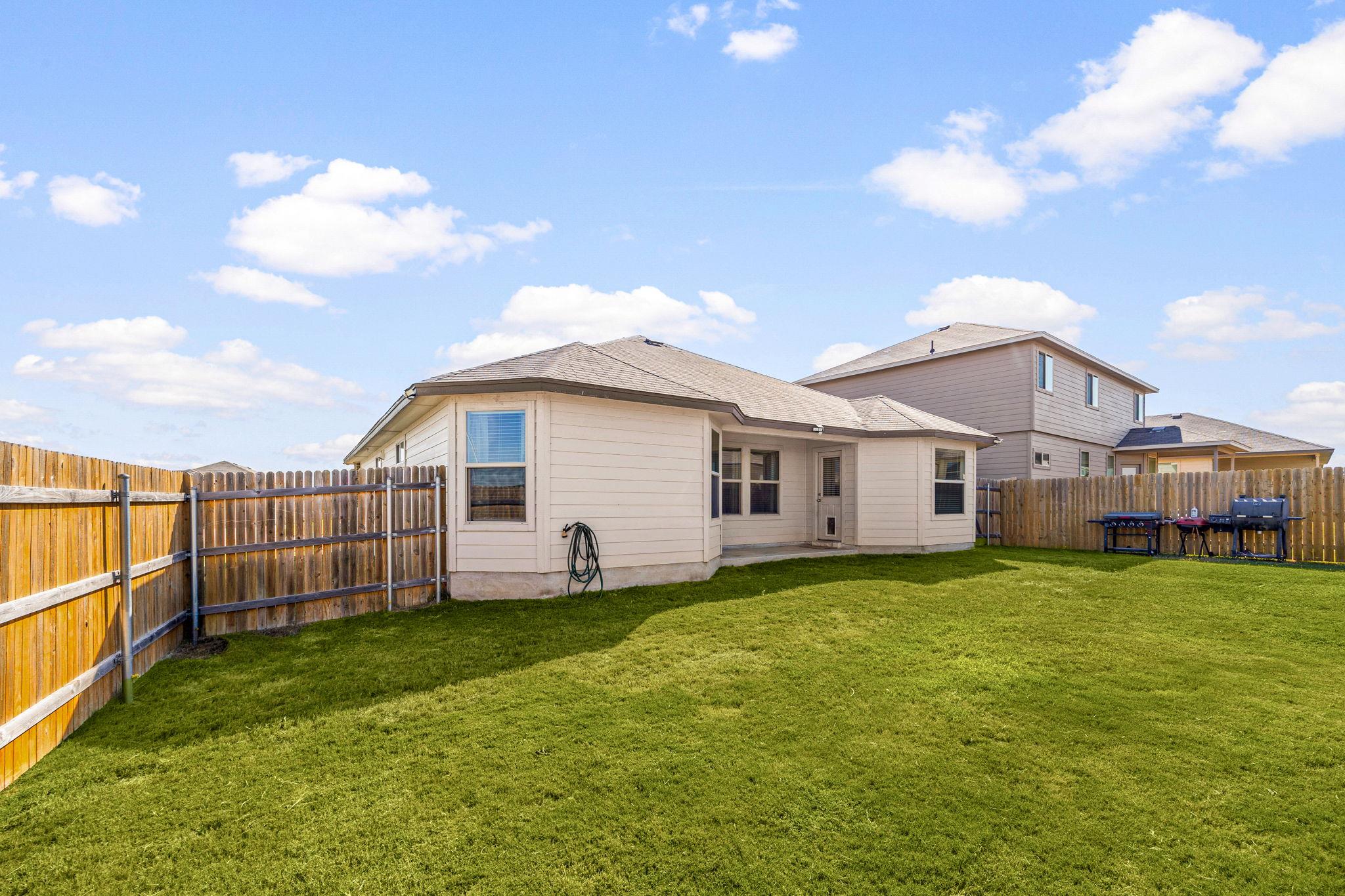 149 Rearden Blvd, Jarrell, TX 76537