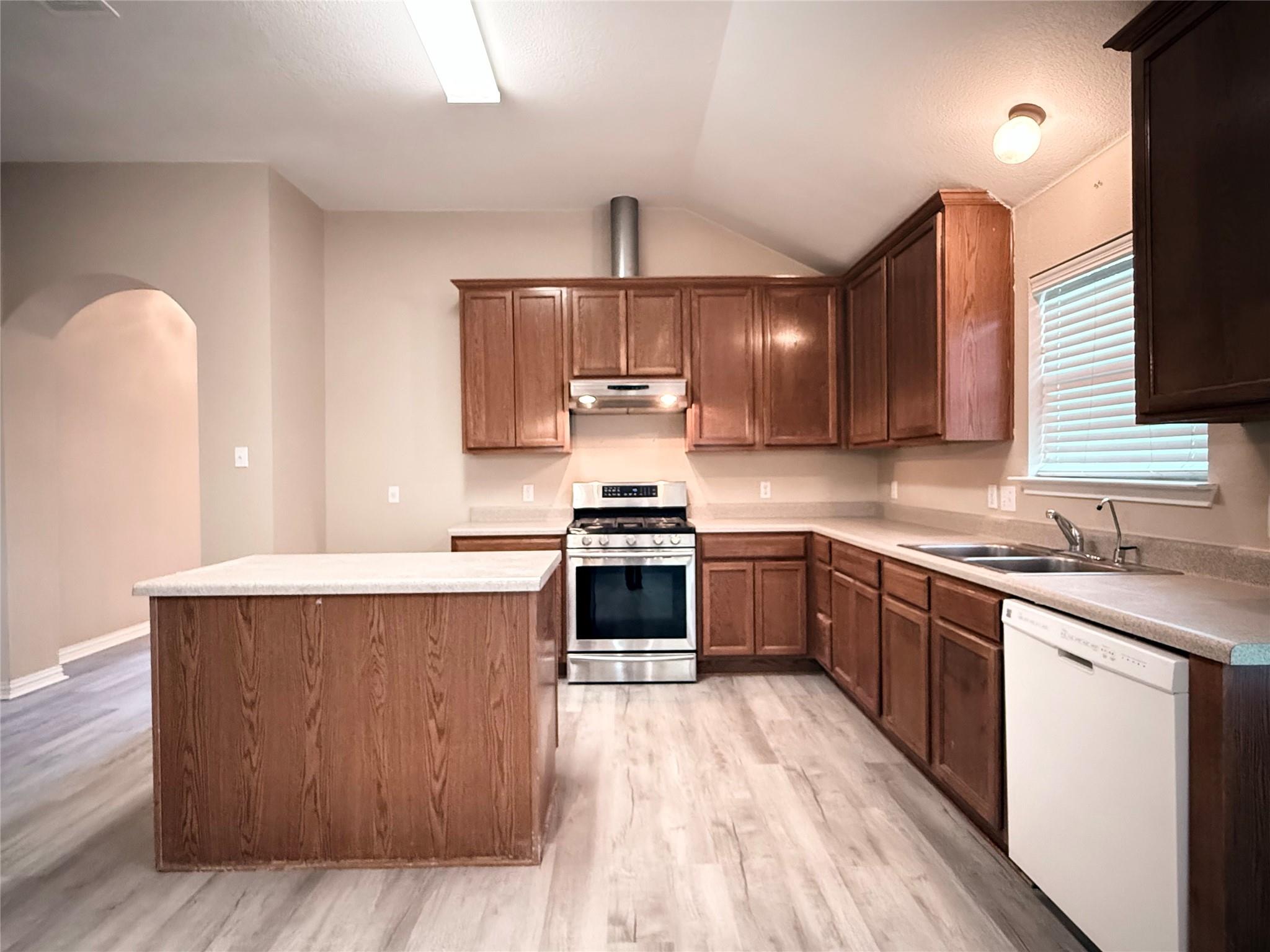 1548 Tonia Loop, Round Rock, TX 78665