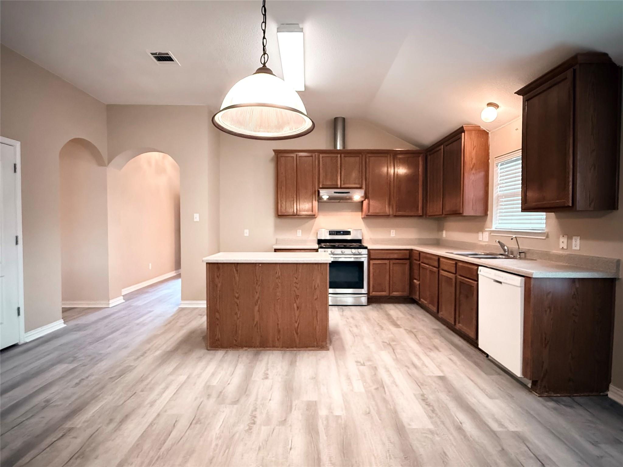 1548 Tonia Loop, Round Rock, TX 78665