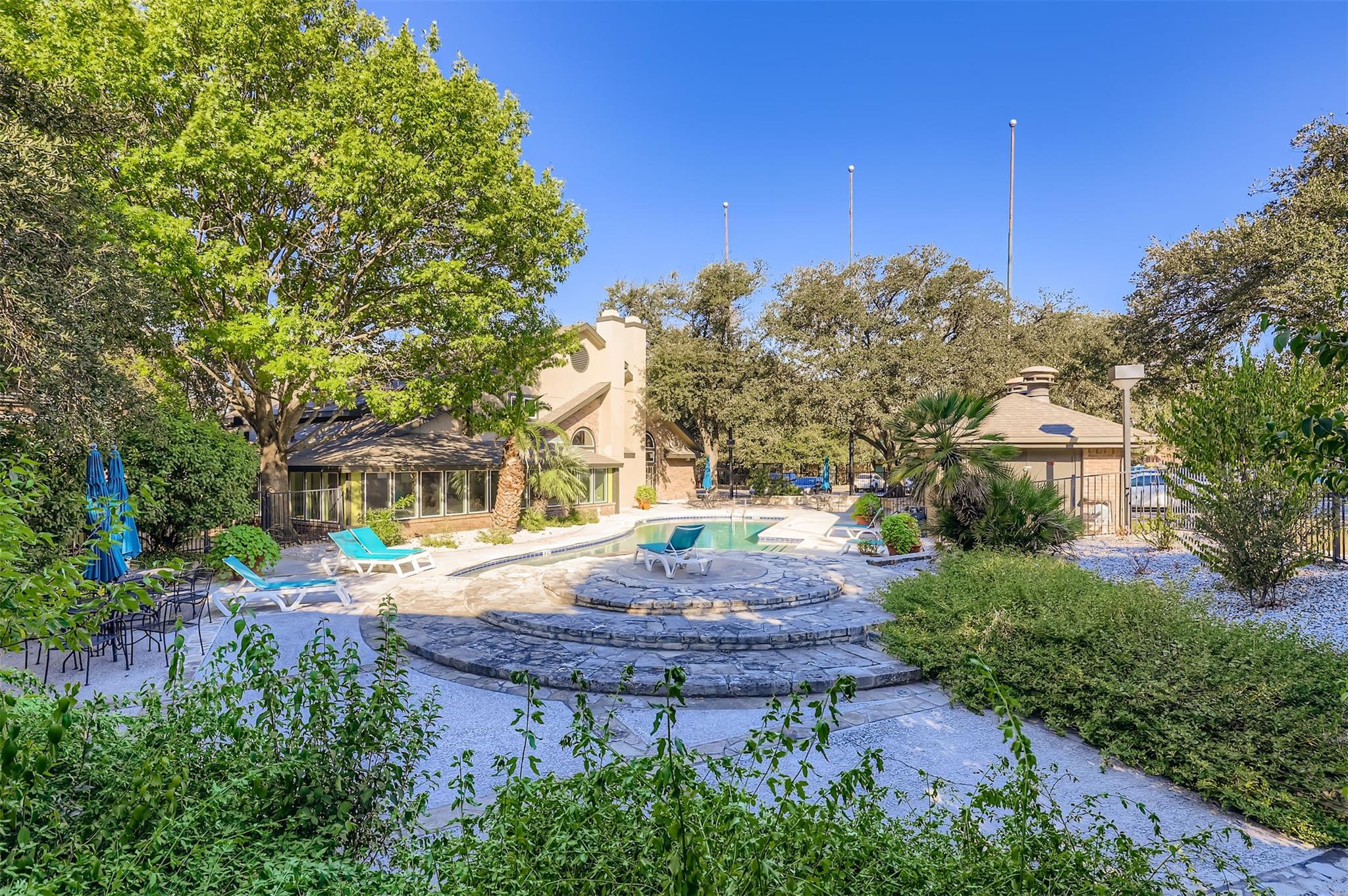 7685 Northcross Dr # 729, Austin, TX 78757