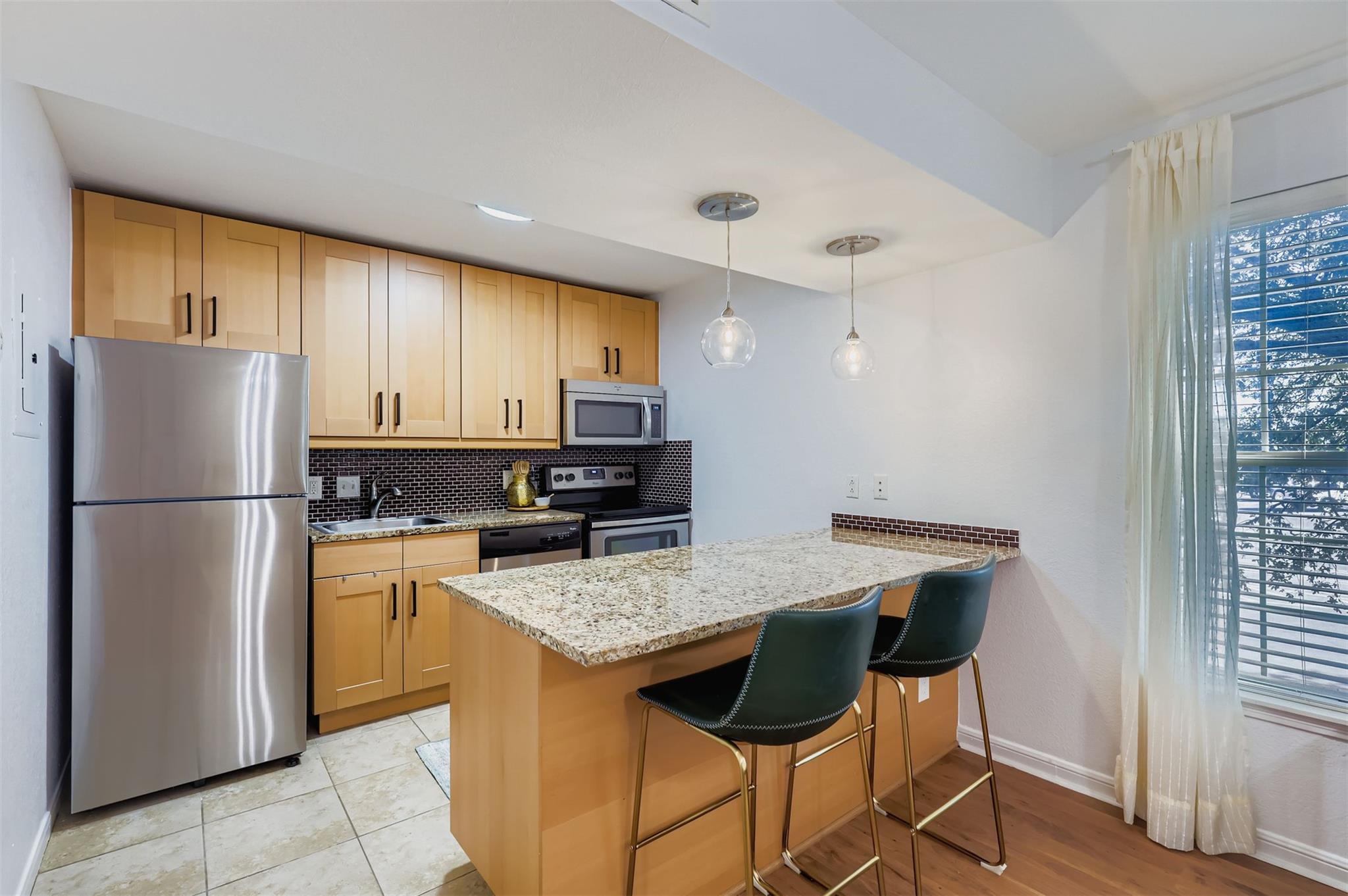 7685 Northcross Dr # 729, Austin, TX 78757