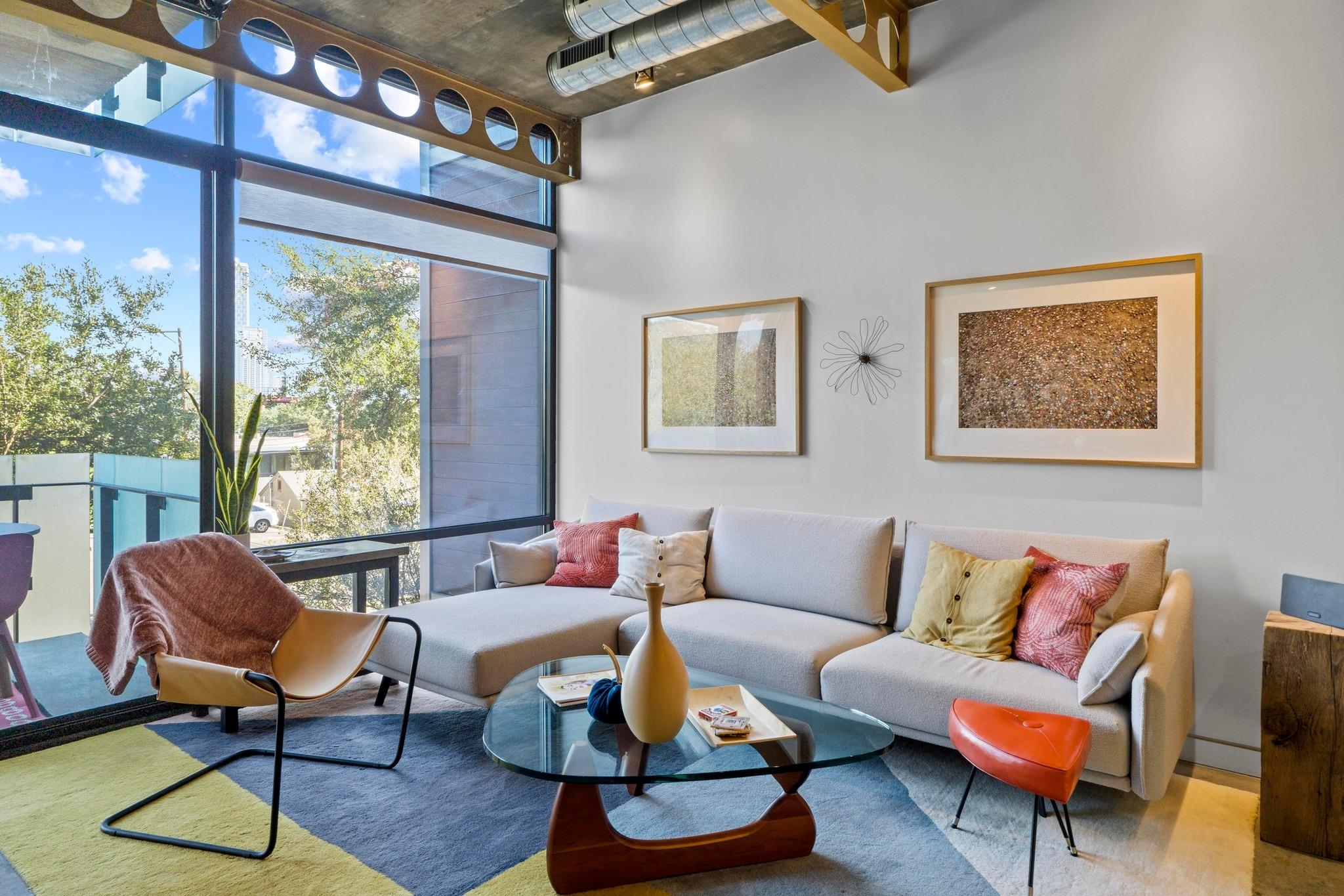 1401 Eva St # 204, Austin, TX 78704