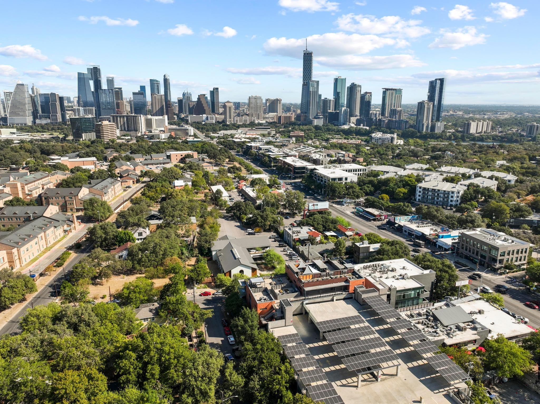 1401 Eva St # 204, Austin, TX 78704