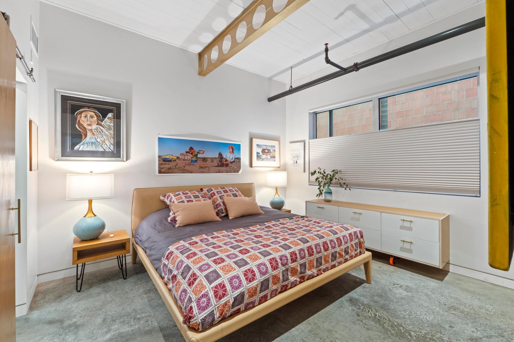 1401 Eva St # 204, Austin, TX 78704