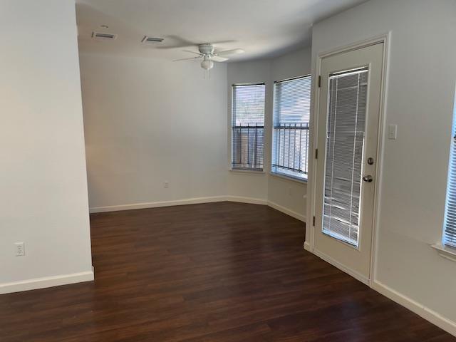 833 Picadilly Dr, Pflugerville, TX 78660