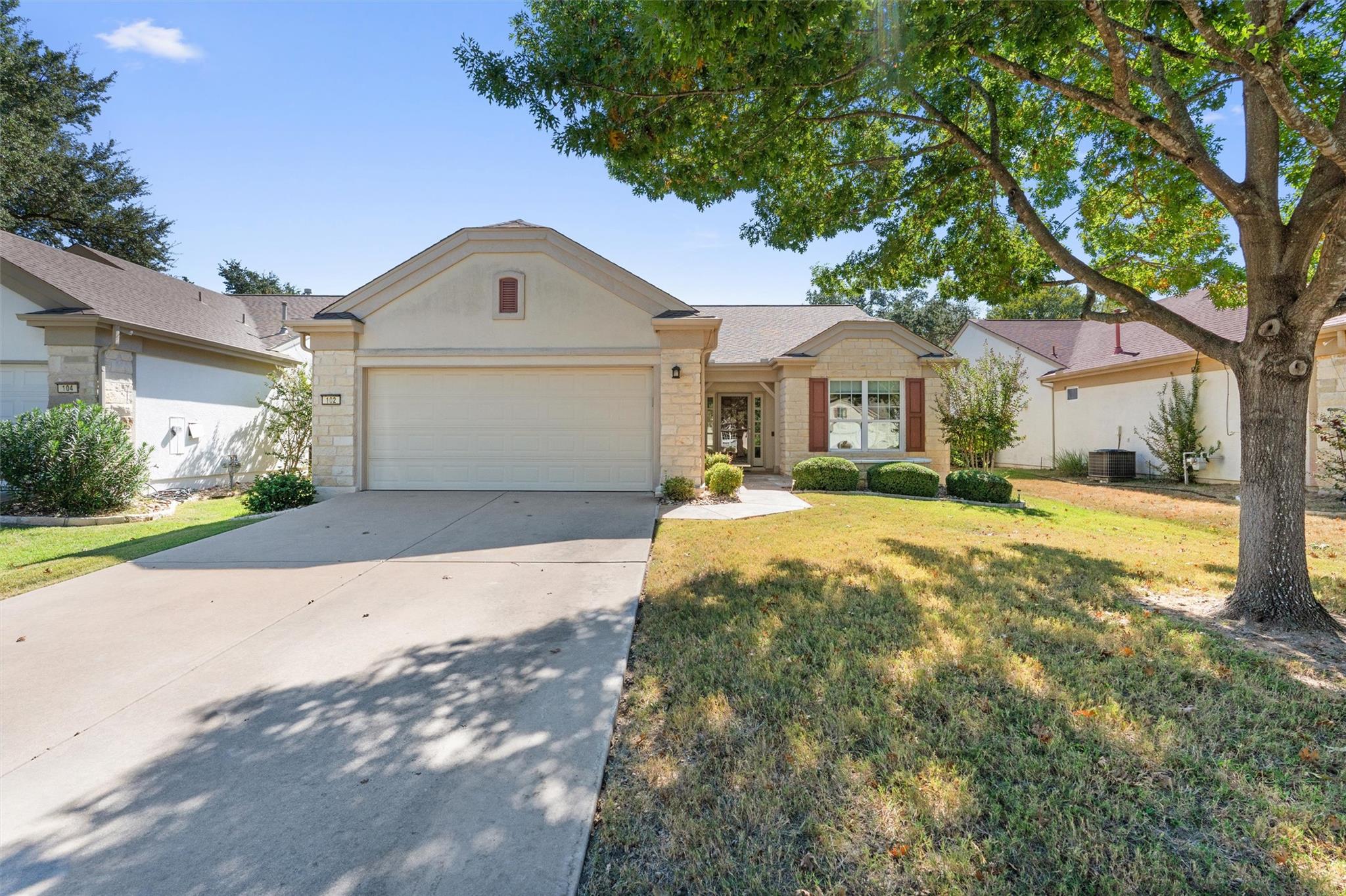 102 Breckenridge St, Georgetown, TX 78633