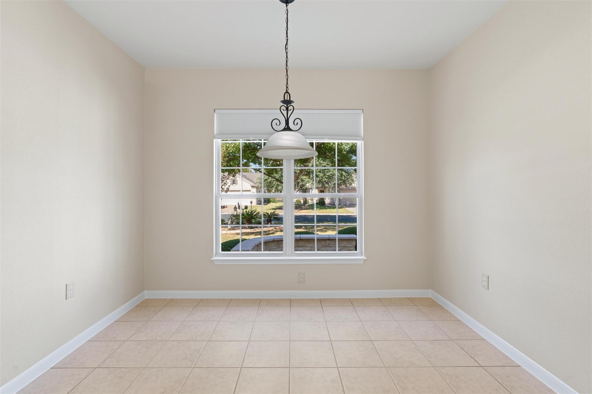 102 Breckenridge St, Georgetown, TX 78633