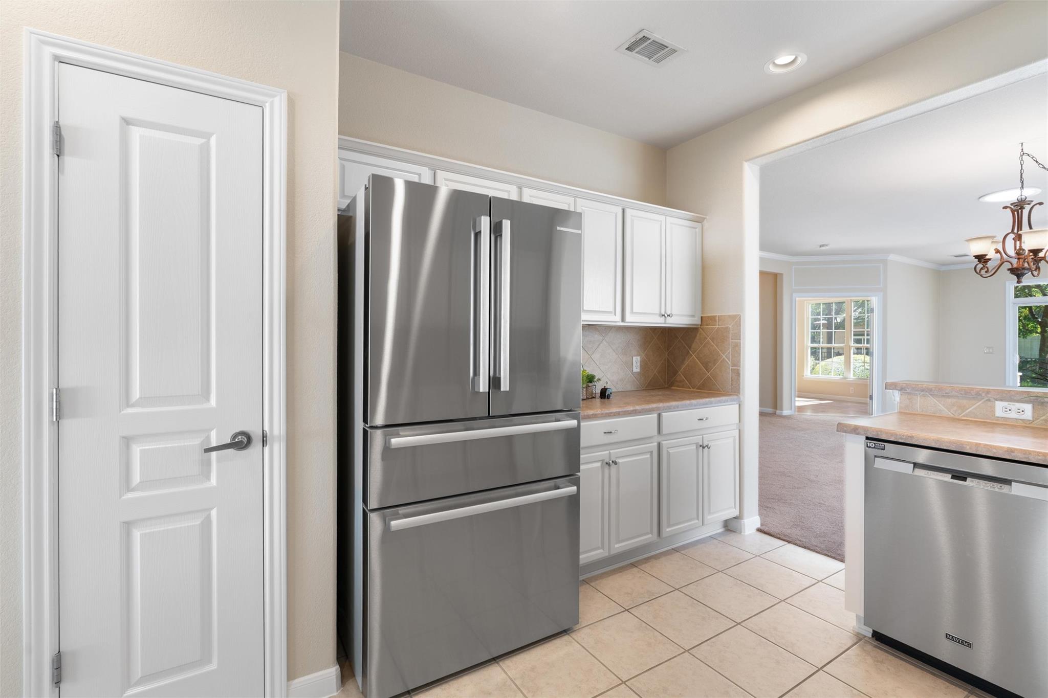 102 Breckenridge St, Georgetown, TX 78633