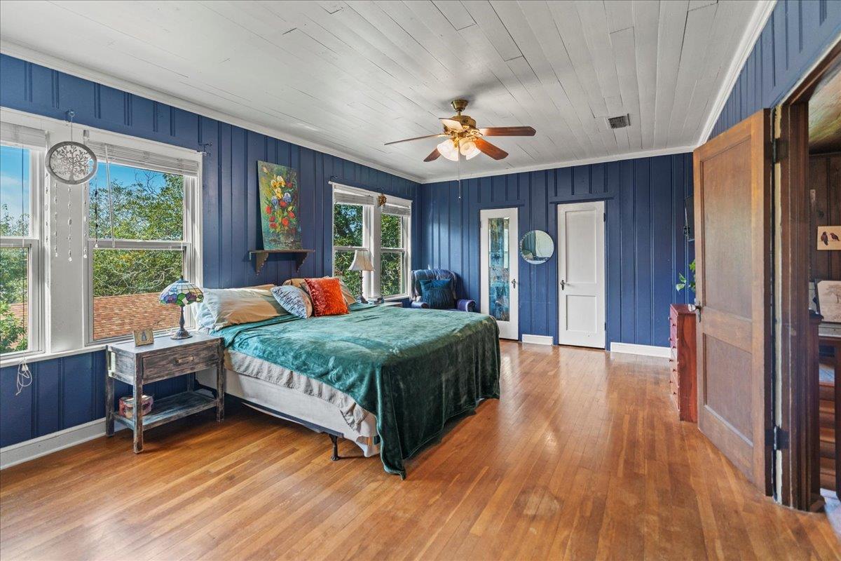 1543 W Clark St, Bartlett, TX 76511