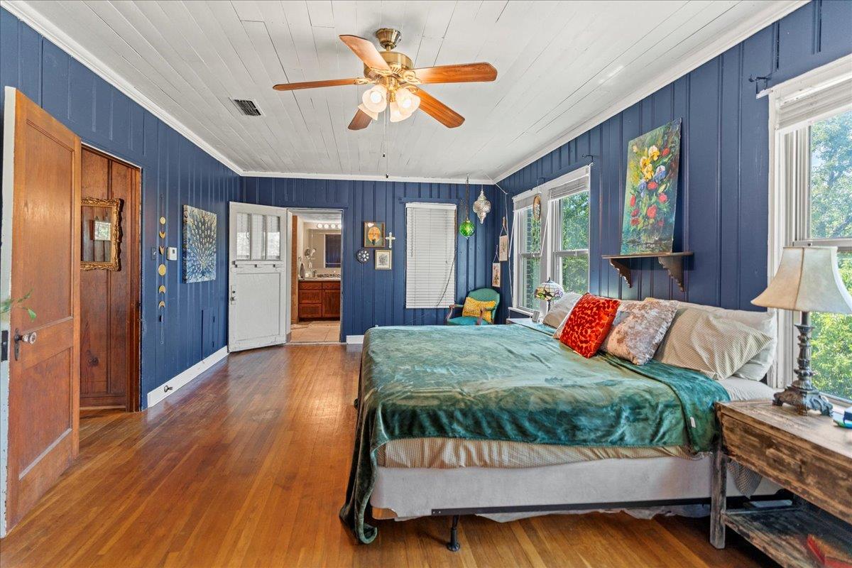 1543 W Clark St, Bartlett, TX 76511