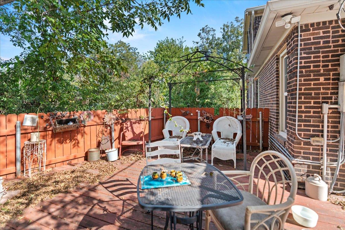 1543 W Clark St, Bartlett, TX 76511