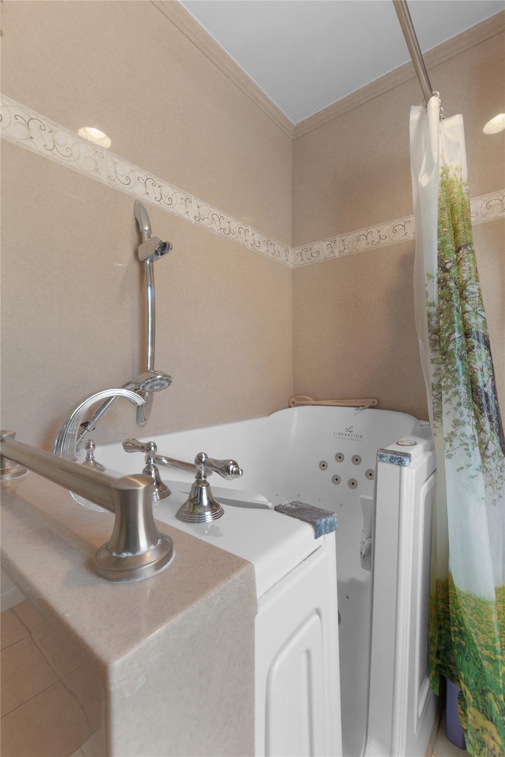 414 Morgan Creek Dr, Burnet, TX 78611