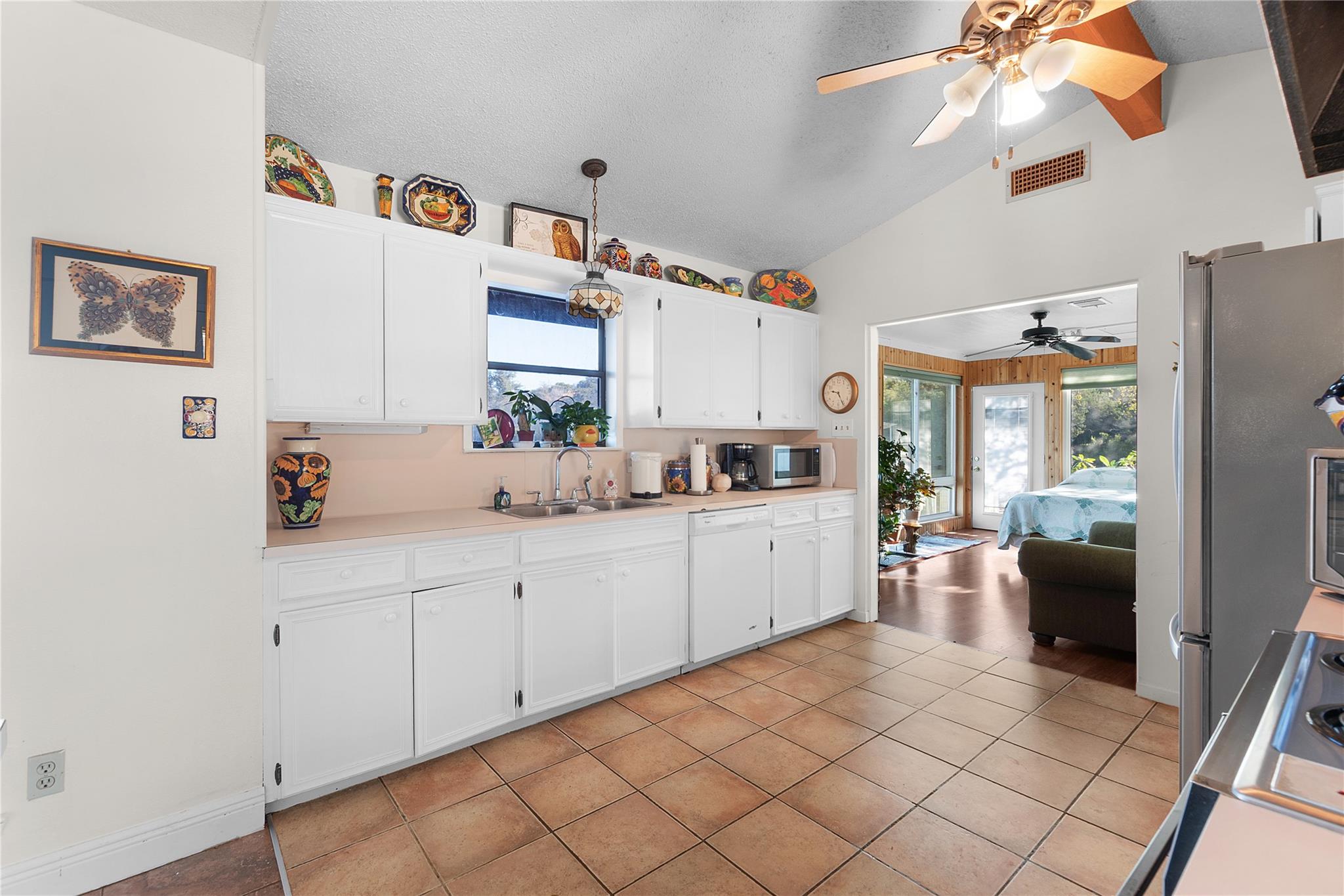 414 Morgan Creek Dr, Burnet, TX 78611