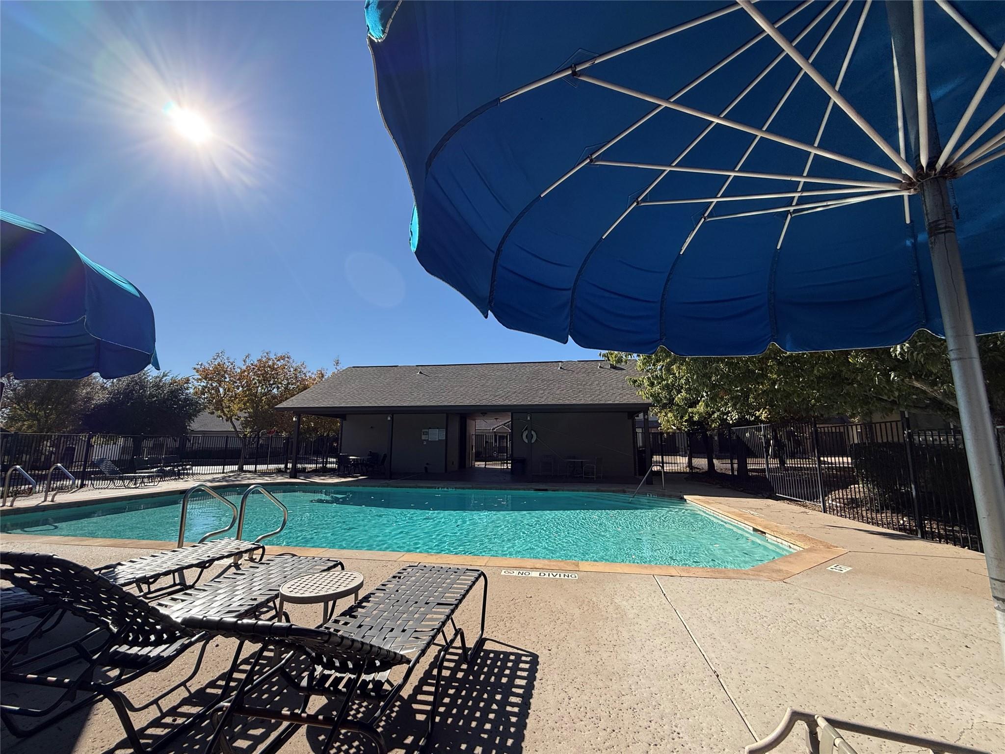 1900 Little Elm Trl # 105, Cedar Park, TX 78613