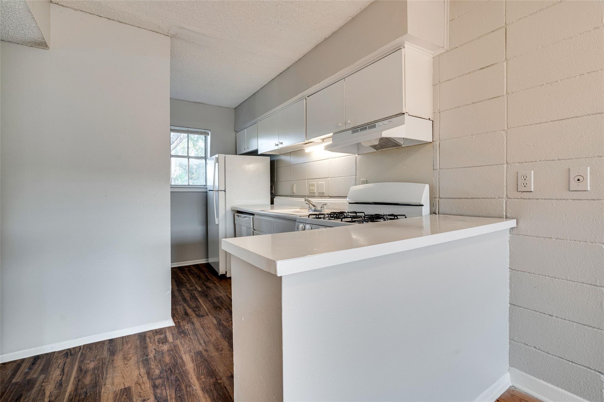 311 E 31st St # 303A, Austin, TX 78705