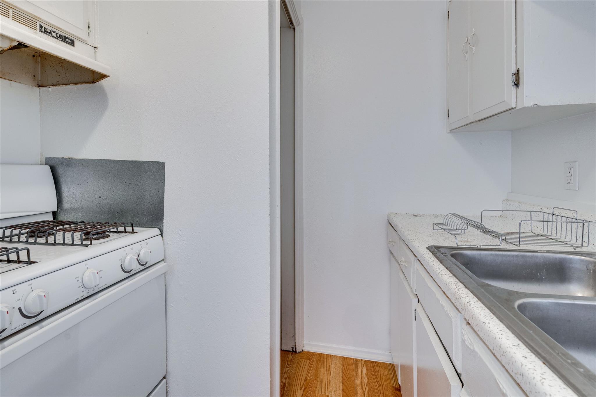 307 E 31 St # 205, Austin, TX 78705