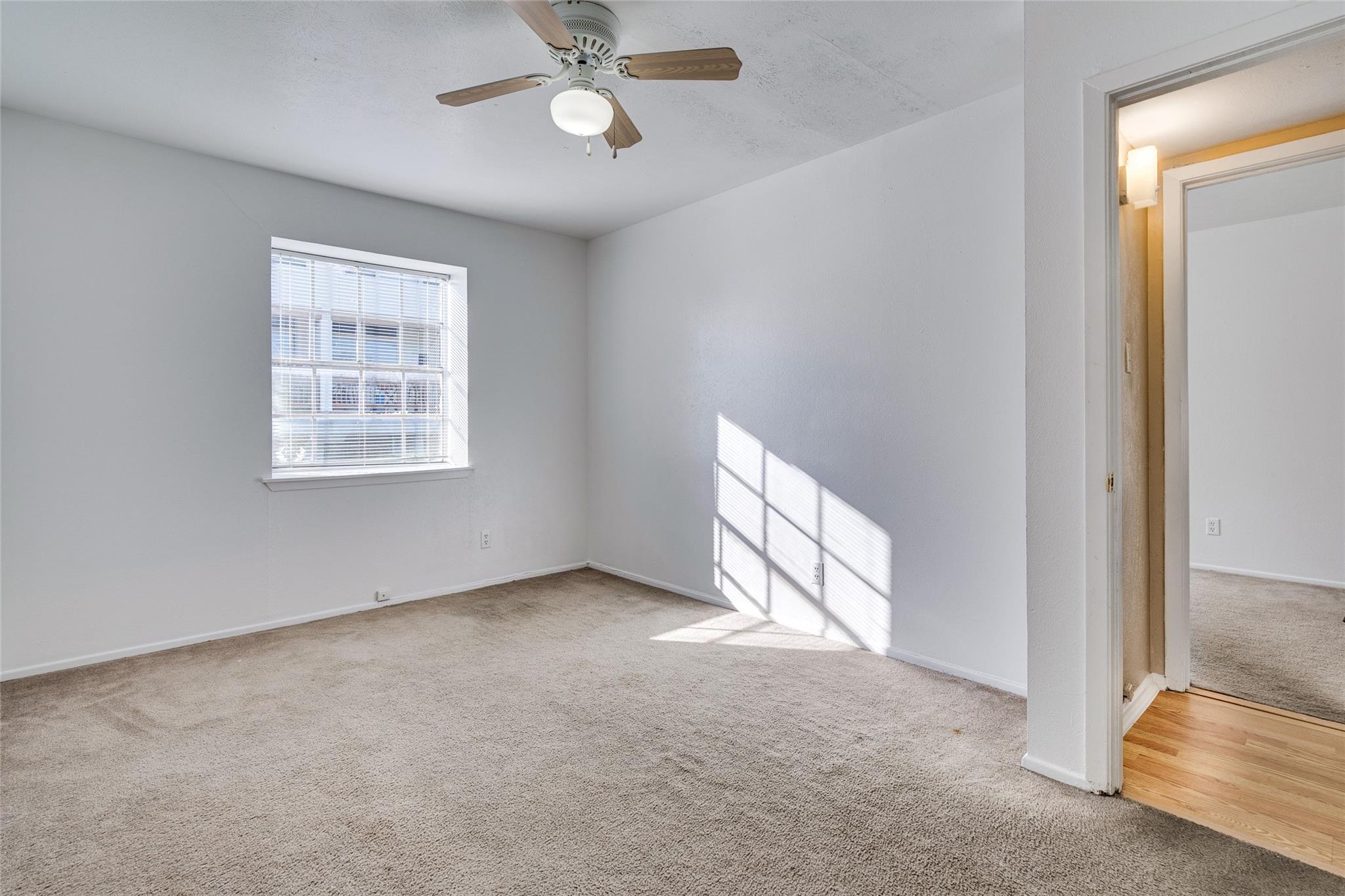 307 E 31 St # 205, Austin, TX 78705