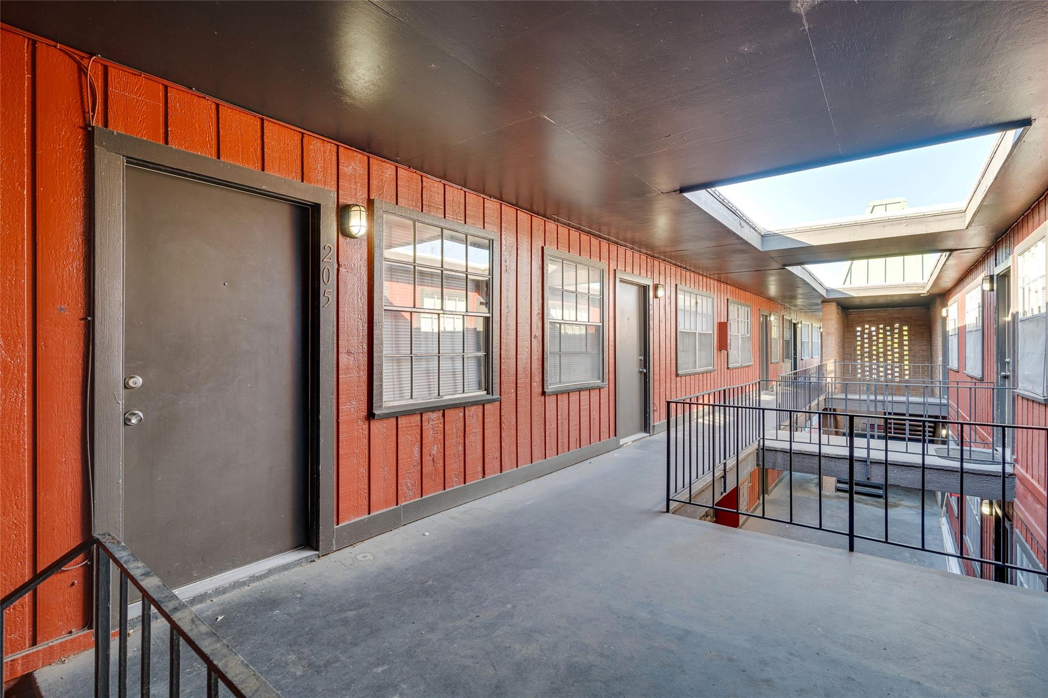 307 E 31 St # 205, Austin, TX 78705