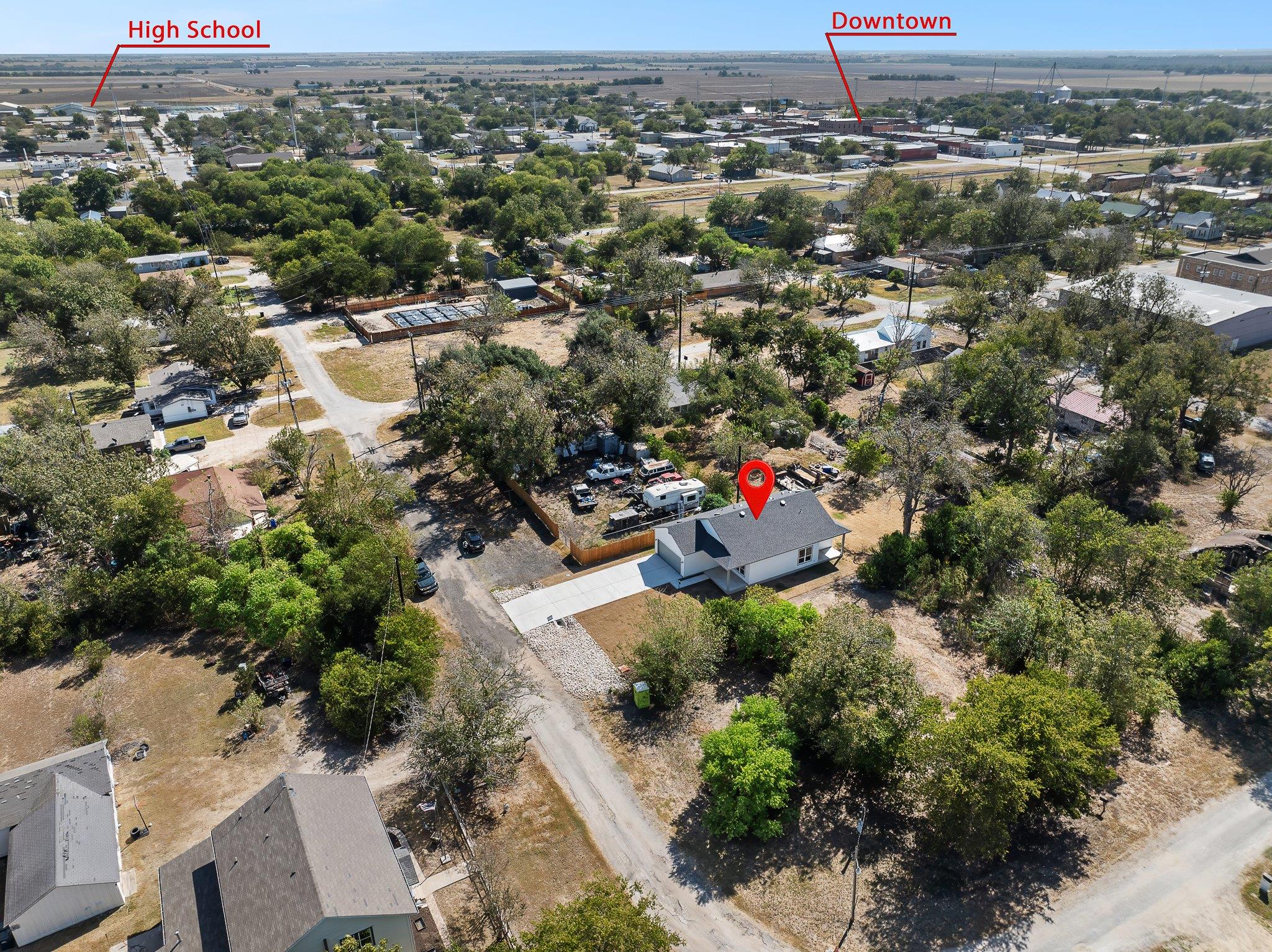 223 W Allen St, Bartlett, TX 76511