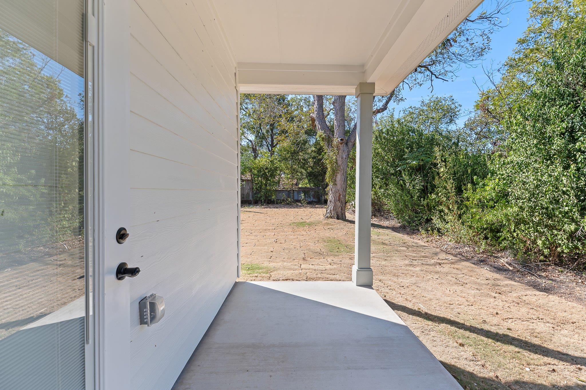 223 W Allen St, Bartlett, TX 76511