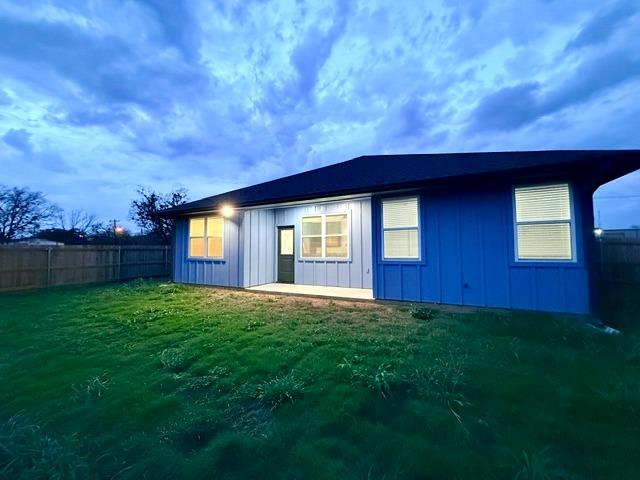 221 Hester St, Lexington, TX 78947