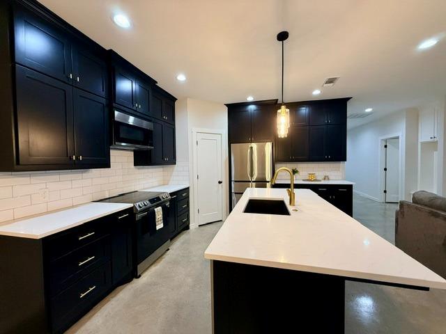 221 Hester St, Lexington, TX 78947