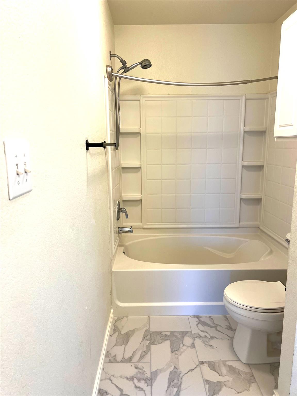 1209 Amberwood Loop, Kyle, TX 78640