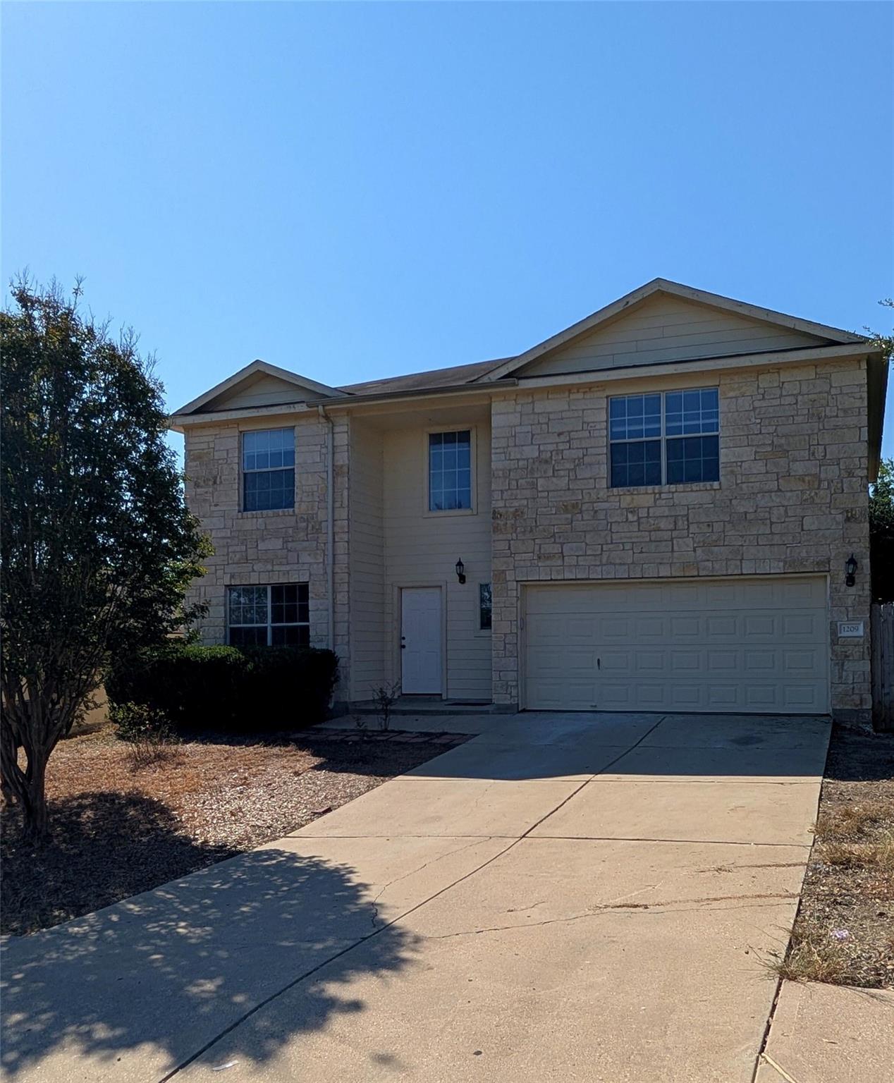 1209 Amberwood Loop, Kyle, TX 78640