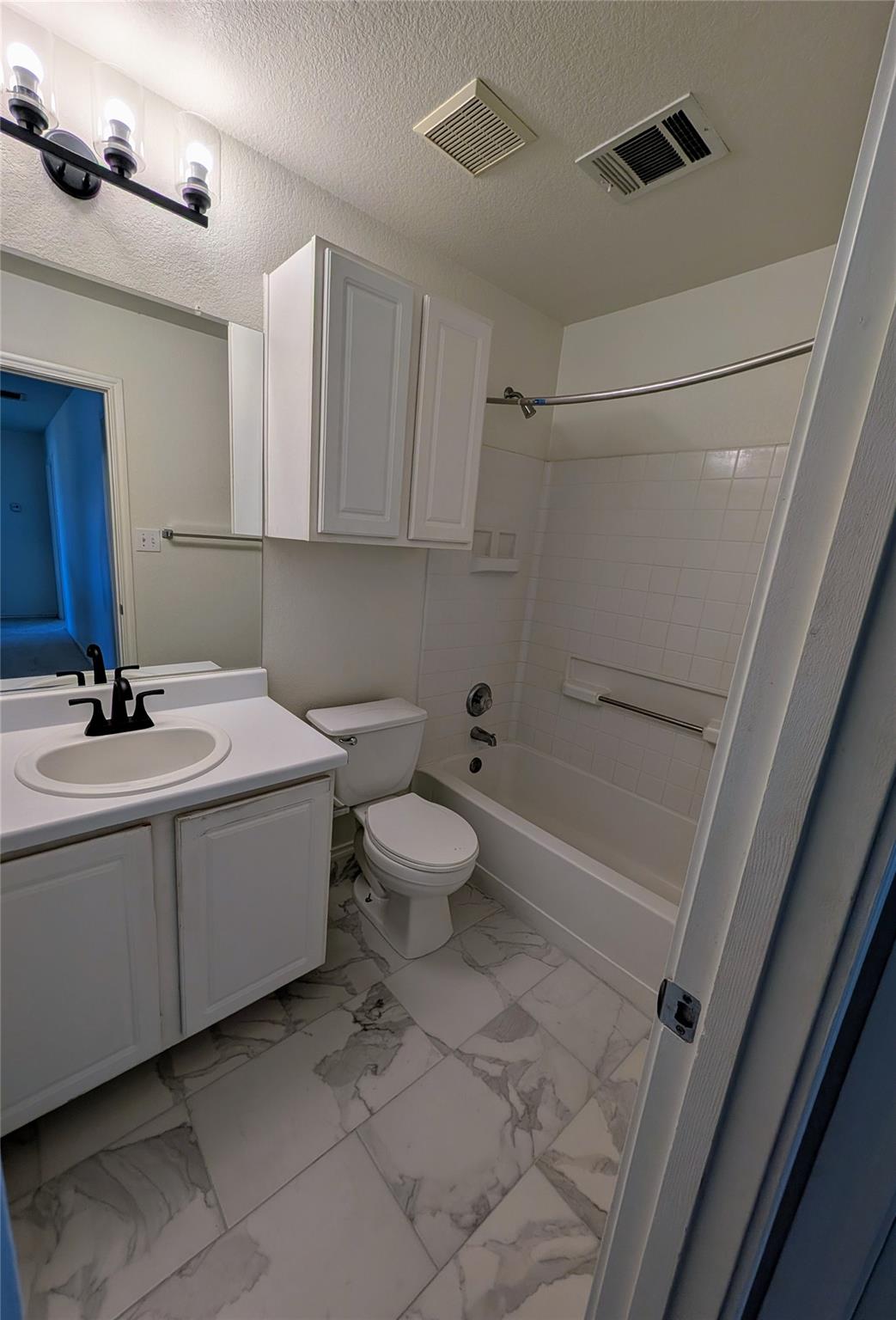 1209 Amberwood Loop, Kyle, TX 78640