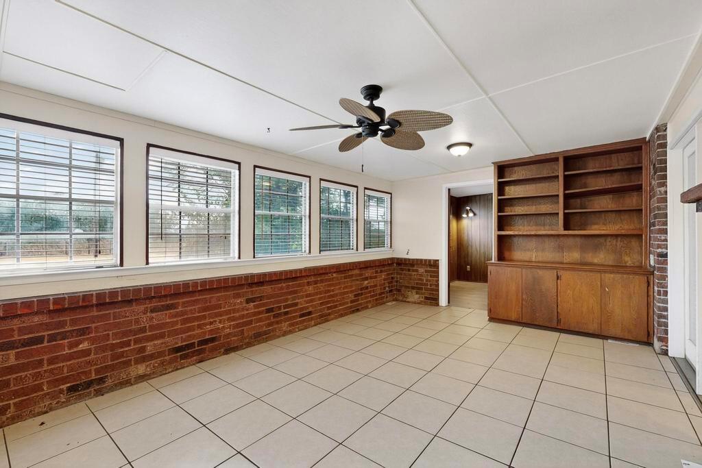 5180 FM 972, Granger, TX 76530