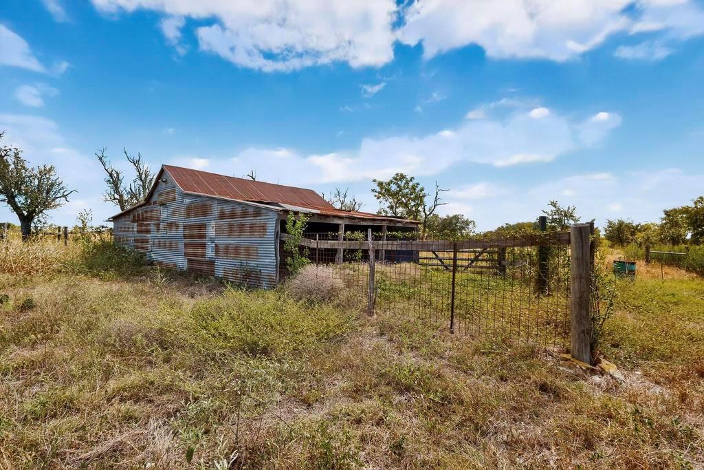 5180 FM 972, Granger, TX 76530