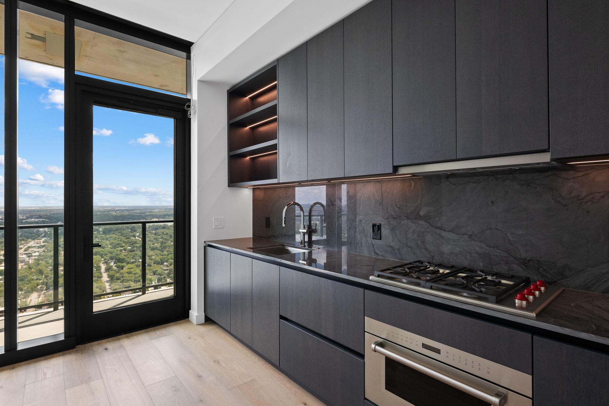 610 Davis St # 4308, Austin, TX 78701