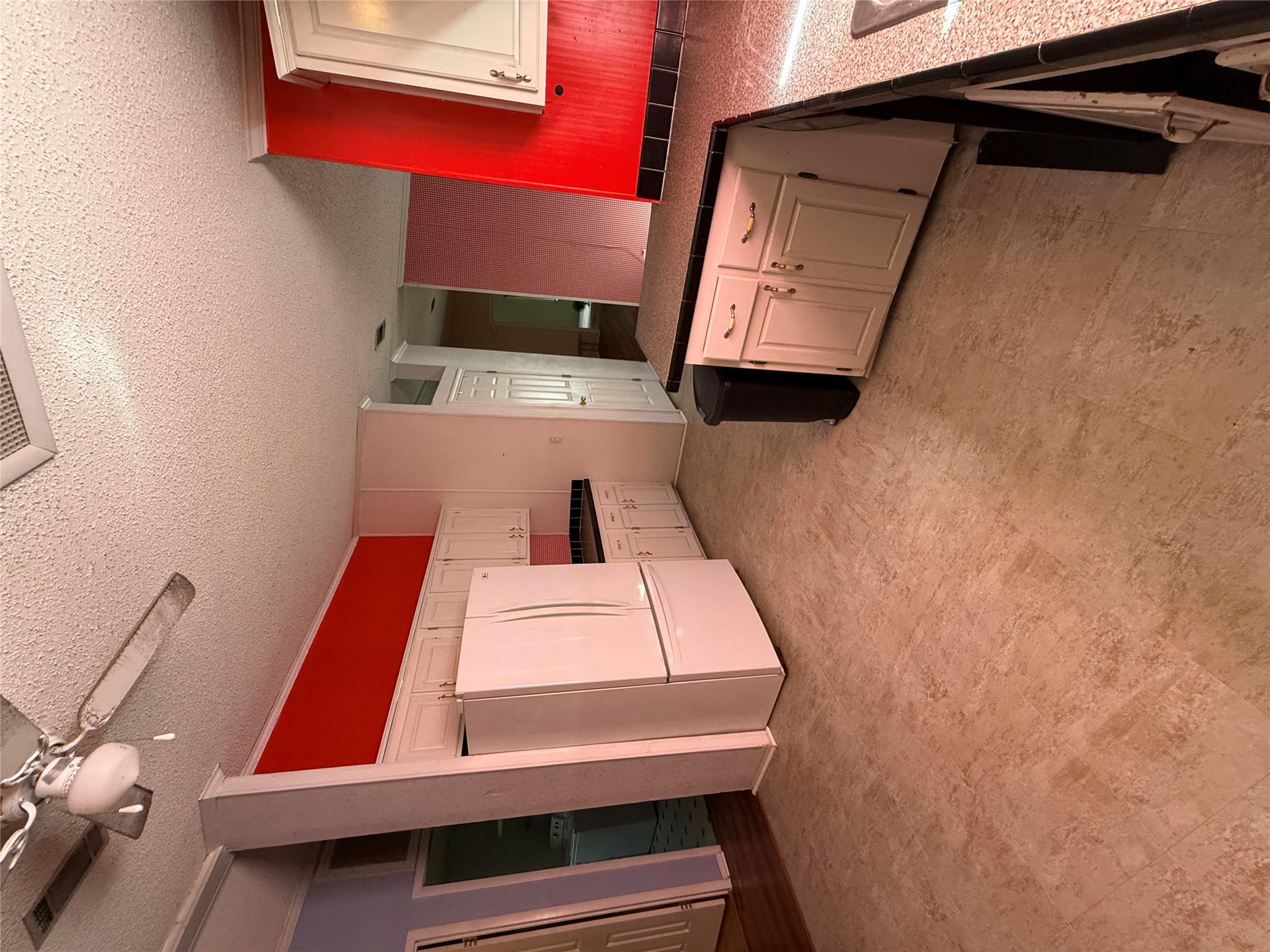 236 Live Oak Dr E, Cedar Creek, TX 78612