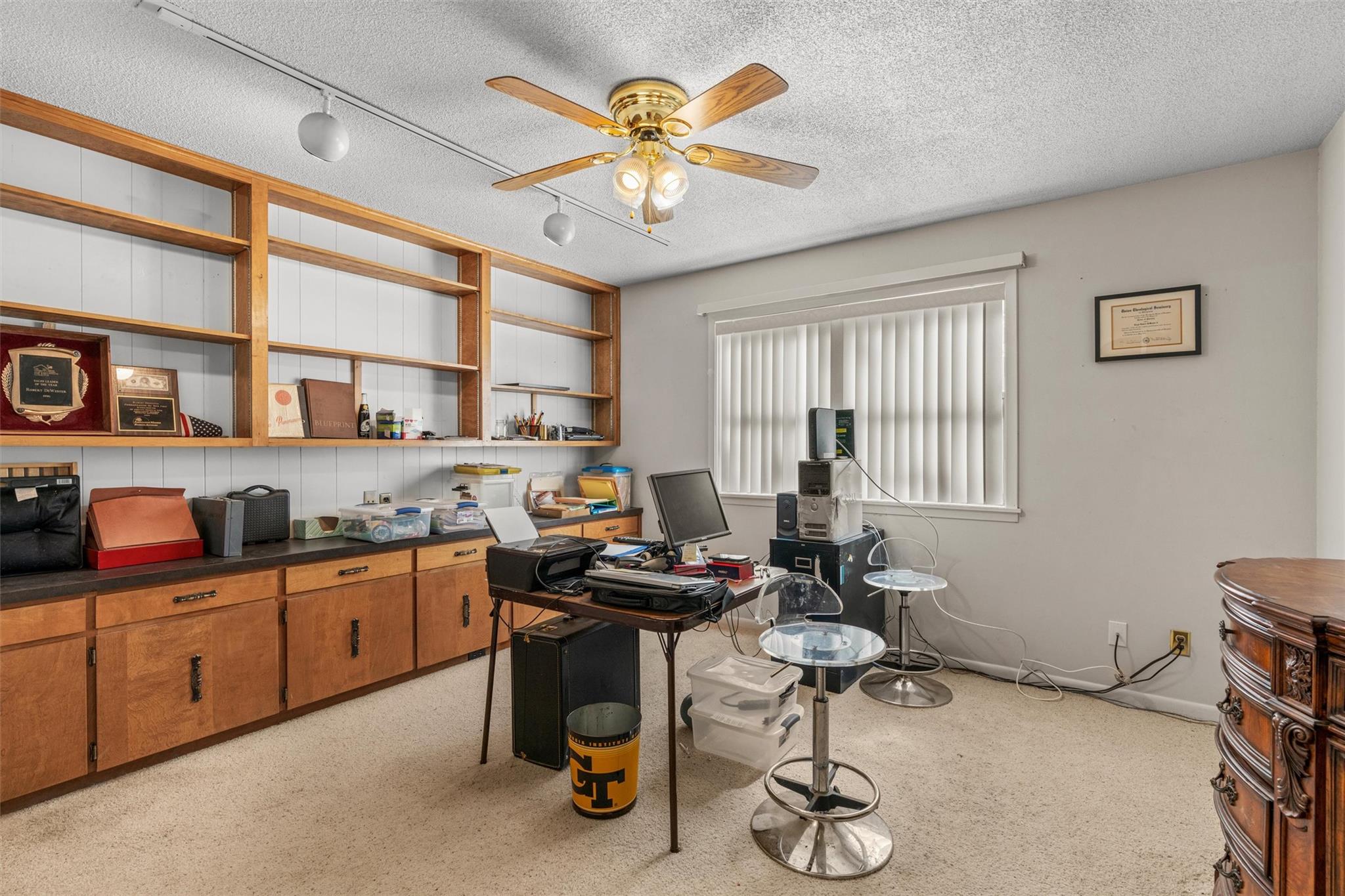 2007 Okelley Rd, Rockdale, TX 76567