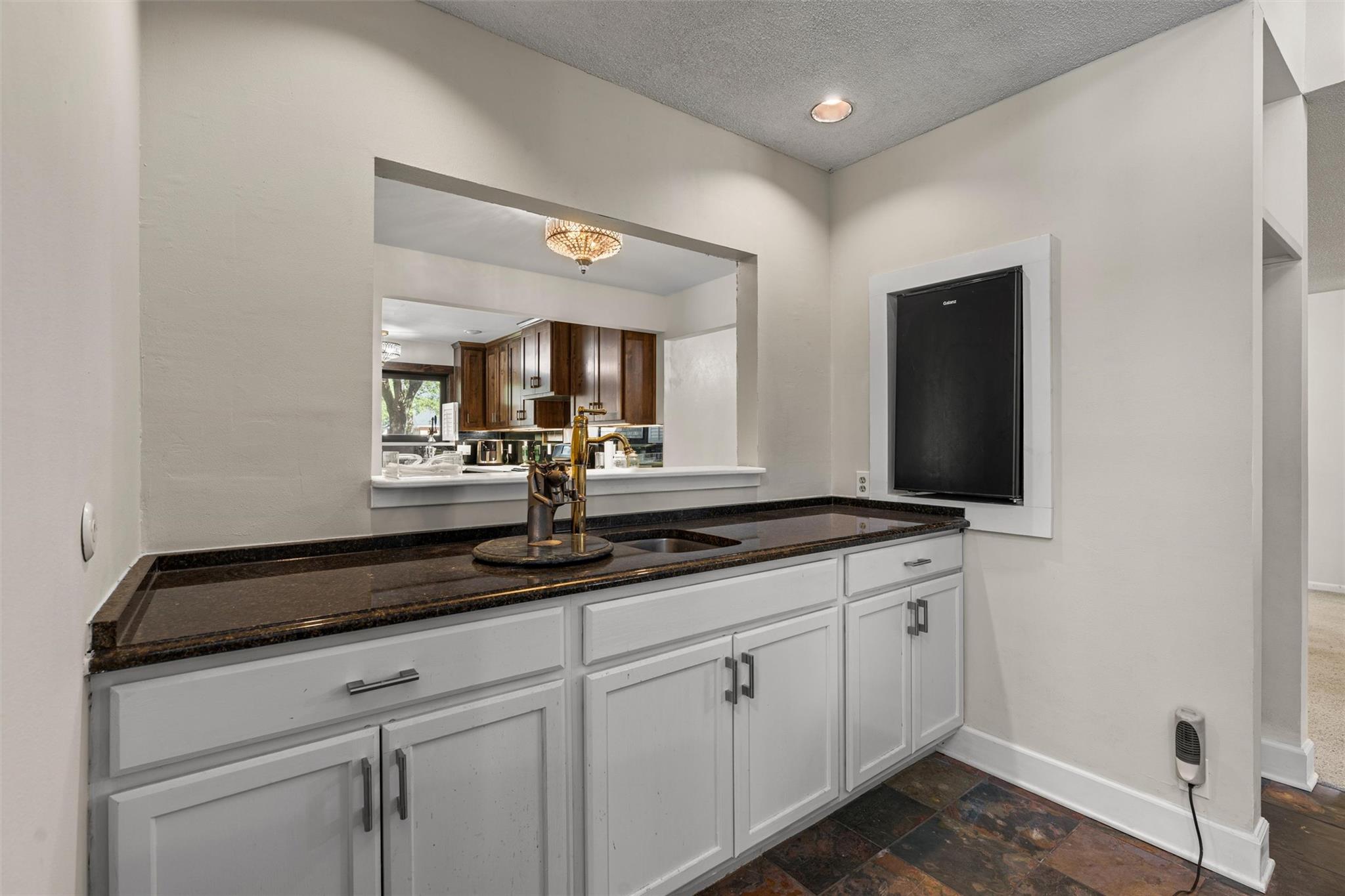 2007 Okelley Rd, Rockdale, TX 76567