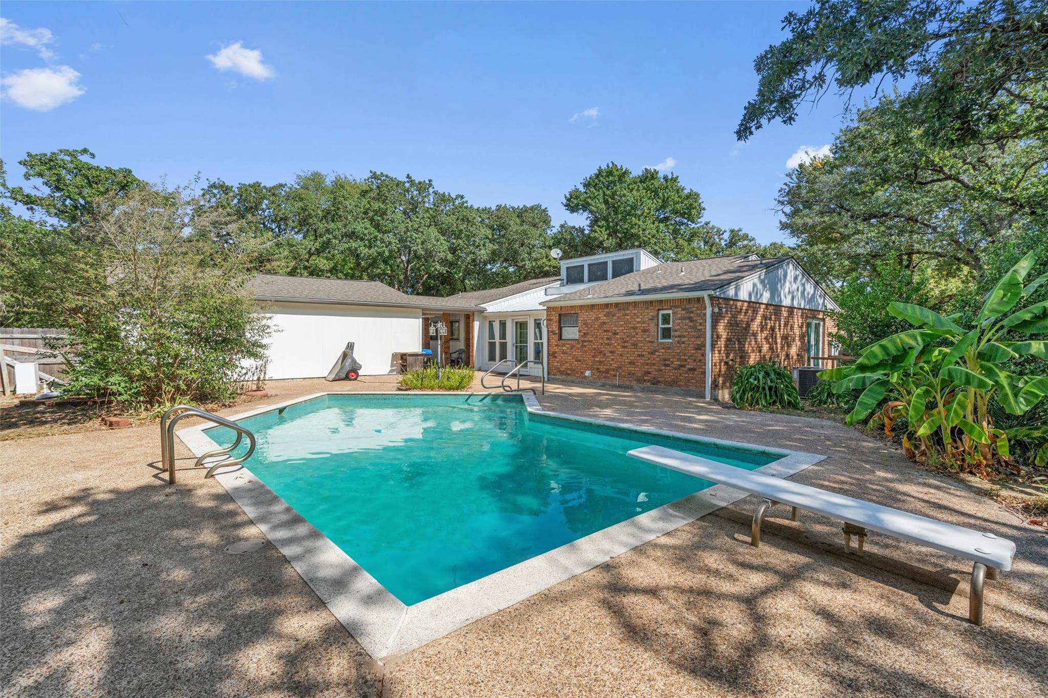 2007 Okelley Rd, Rockdale, TX 76567