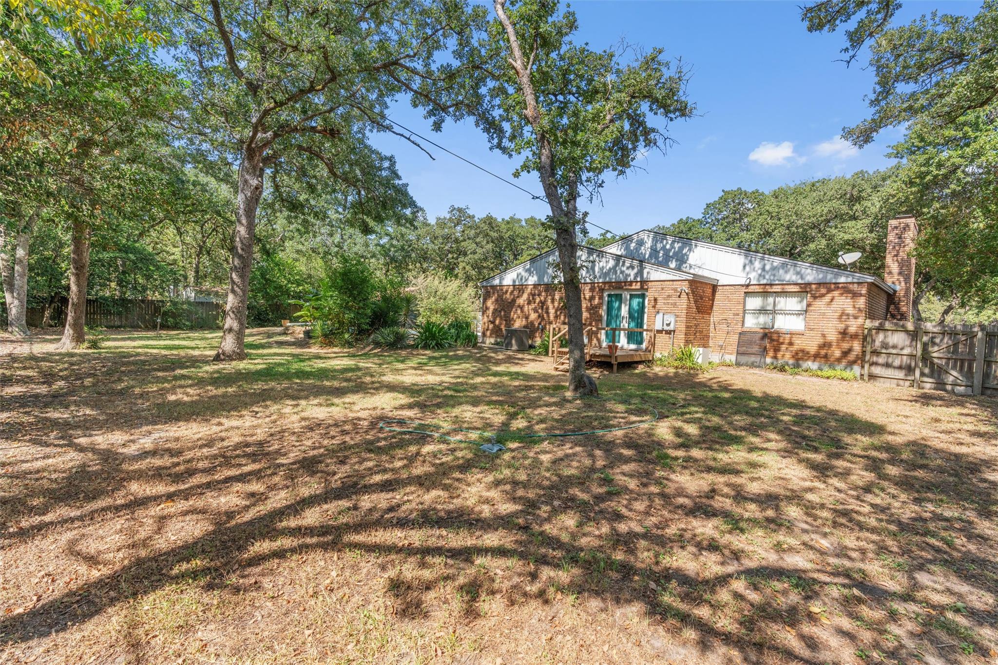 2007 Okelley Rd, Rockdale, TX 76567