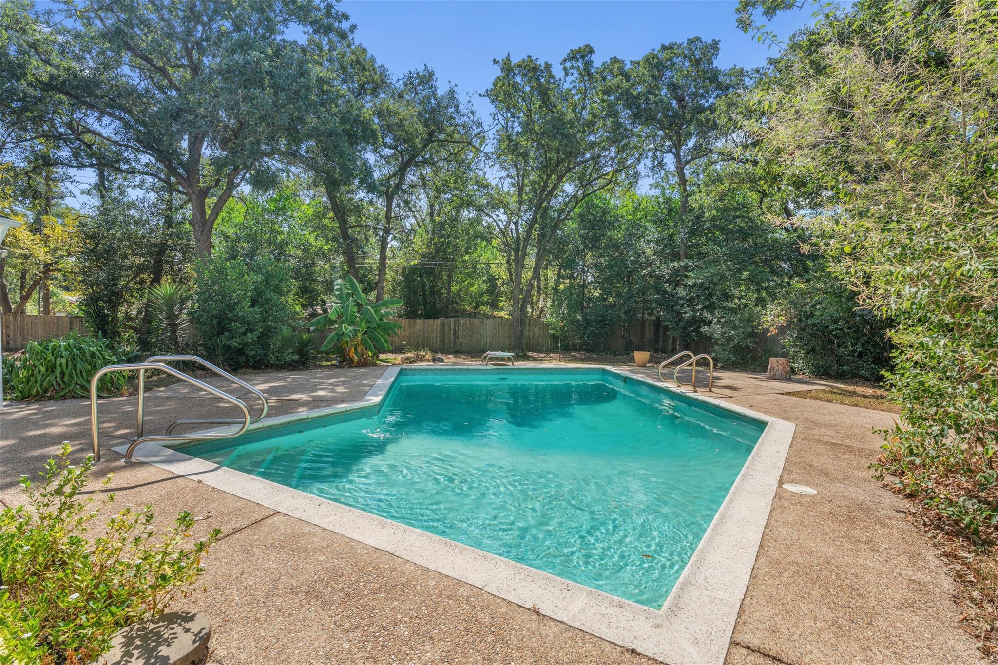 2007 Okelley Rd, Rockdale, TX 76567