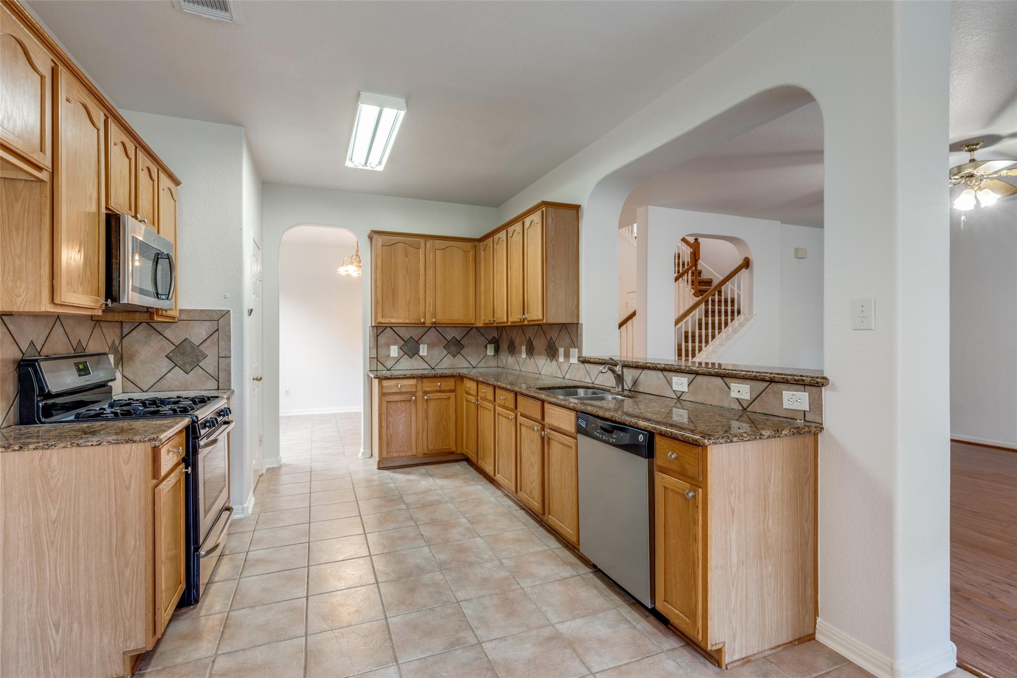 1908 Montana Sky Dr, Austin, TX 78727