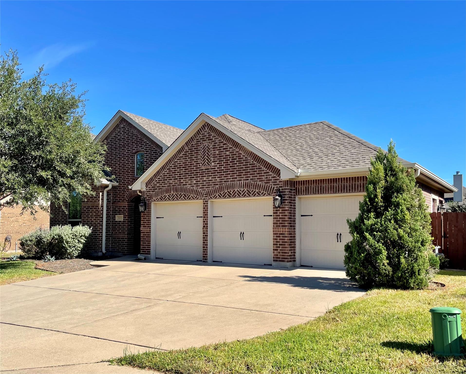 1406 Rimstone Dr, Cedar Park, TX 78613